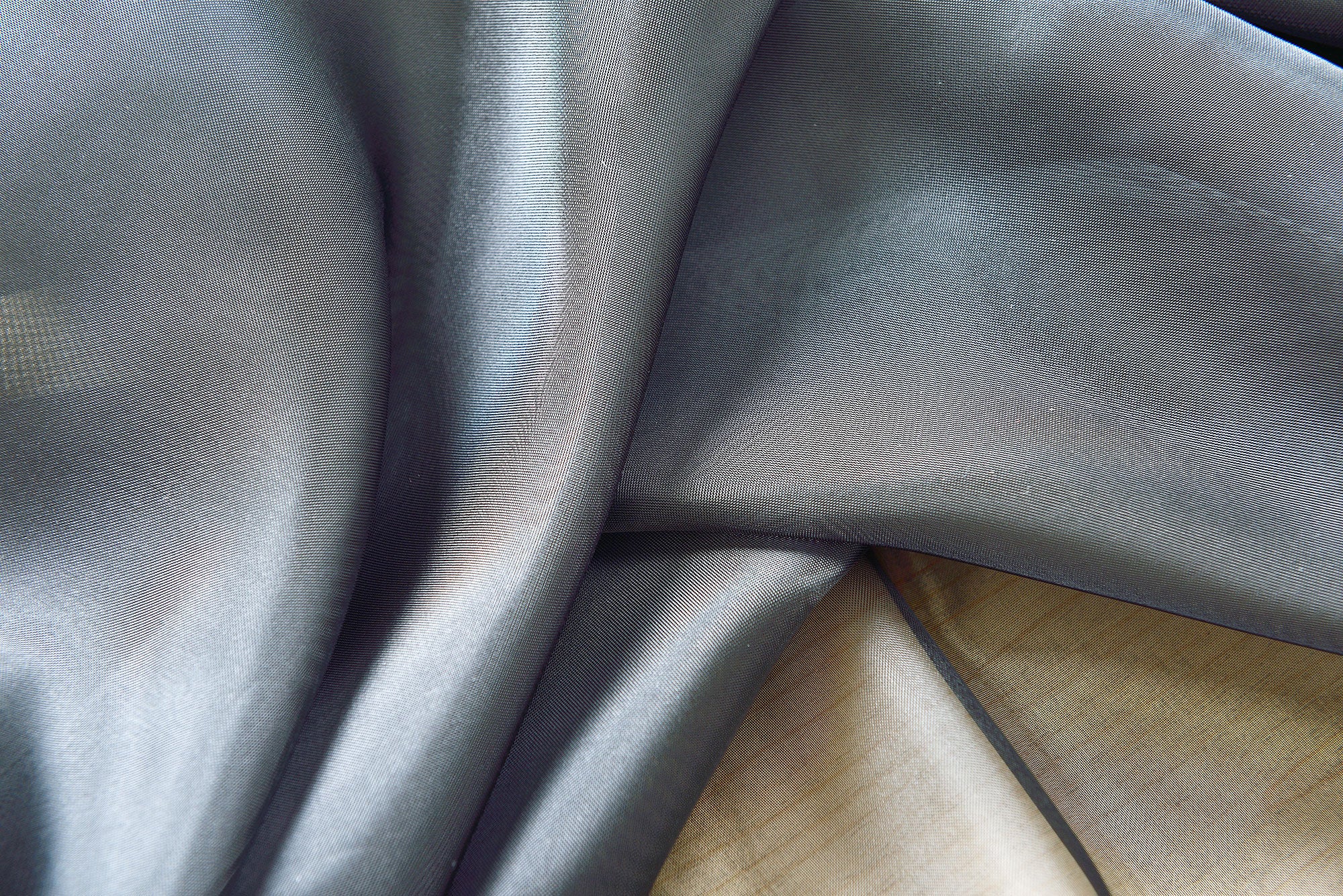 2er-Pack Ösen Gardinen Transparent Vorhang Set Wohnzimmer Voile Ösenvorhang Bleibandabschluß 203322 Gardinen Set Img1901_1 | Gardinenbox.de