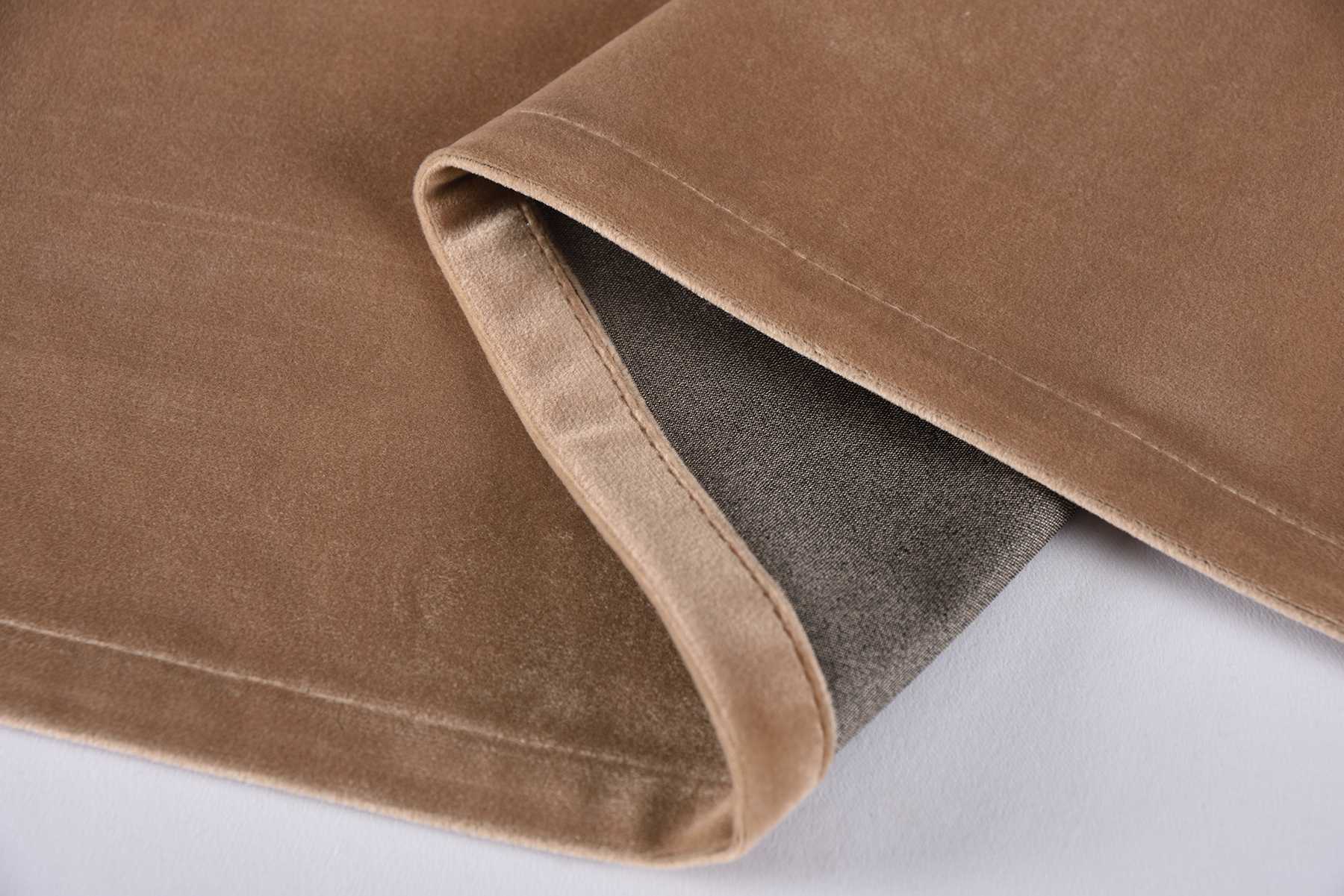 Verdunkelung Flächenvorhang Schiebegardine »Milano« Samt blickdicht Blackout Paneelwagen Beschwerungsstange 203571 Schiebegardine Img1944433_1_36ceb3e4-142a-4080-8287-6d7a5d2e7e9f | Gardinenbox.de