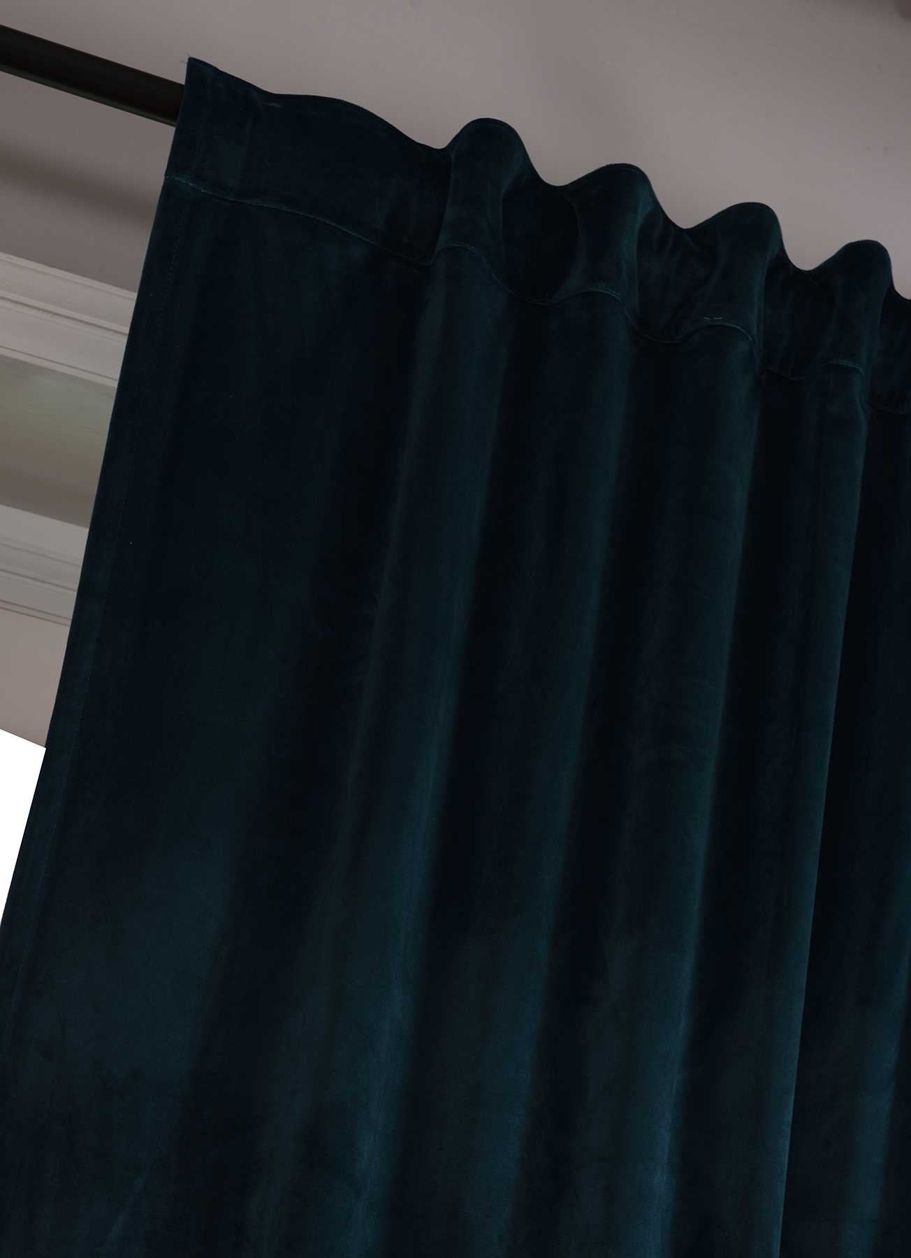 Verdunkelungsvorhang »Milano« Samt blickdicht Schlaufenband Tunneldurchzug Blackout Bügelband kürzbar 20357 Vorhang Set Img1949195 | Gardinenbox.de