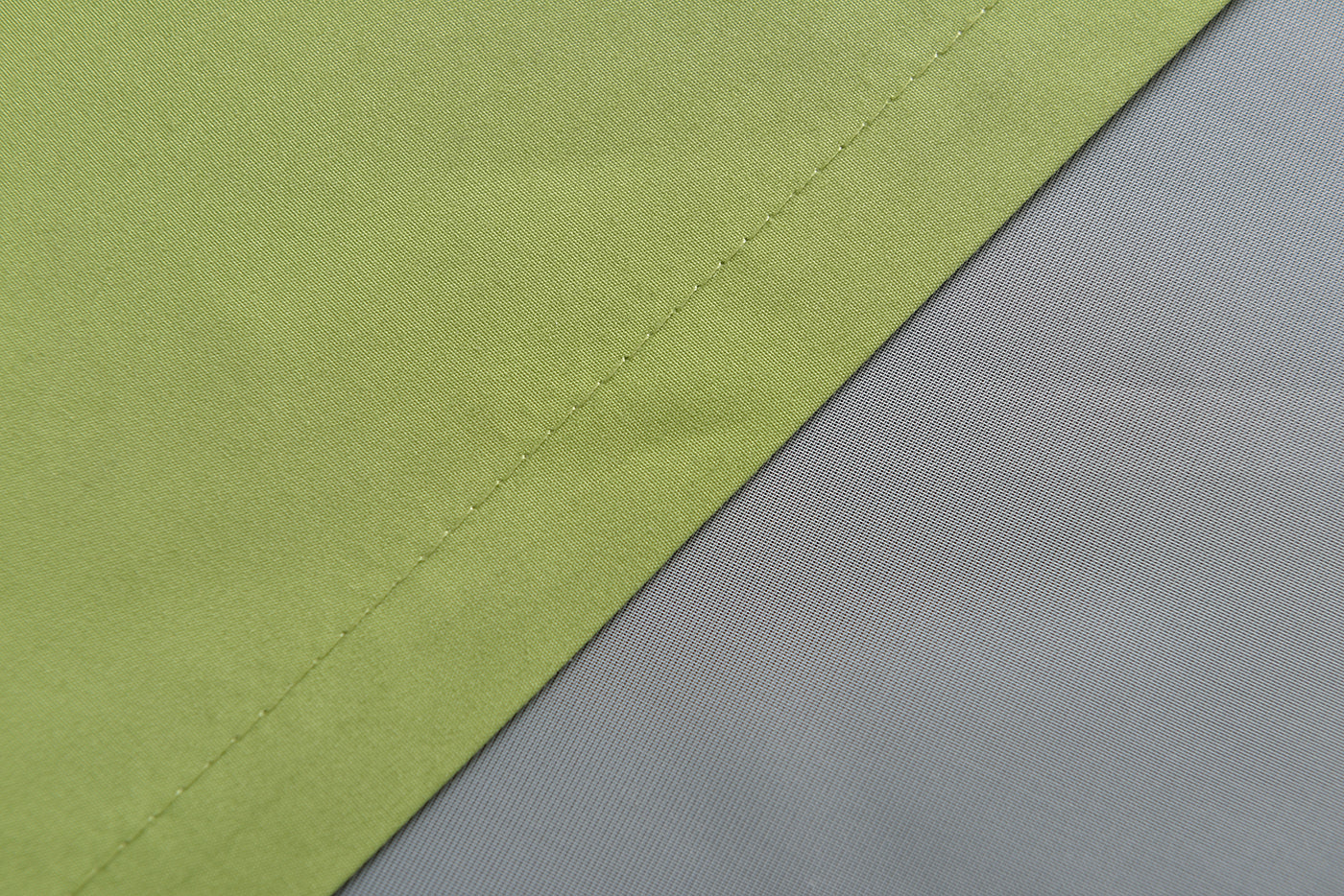 Doppel Raffrollo Palma Microsatin matt Voile Faltgardinen Faltrollo Schlaufenrollo mit Universalgardinenband 20410 Raffrollo Img35839 | Gardinenbox.de