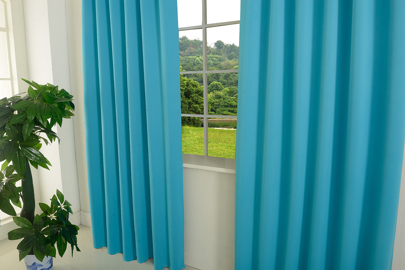 Verdunkelungsvorhag mit Schlaufen matt uni Farben aus weichfallenden blickdichten Stoff blickdicht Blackout 20610 Vorhang Img47123 | Gardinenbox.de