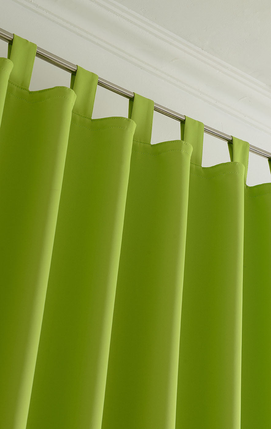 Verdunkelungsvorhag mit Schlaufen matt uni Farben aus weichfallenden blickdichten Stoff blickdicht Blackout 20610 Vorhang Img49626 | Gardinenbox.de