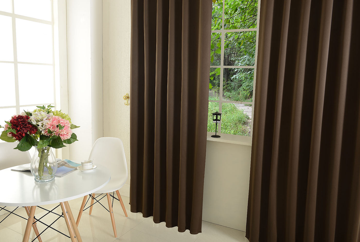 Verdunkelungsvorhag mit Schlaufen matt uni Farben aus weichfallenden blickdichten Stoff blickdicht Blackout 20610 Vorhang Img49684 | Gardinenbox.de