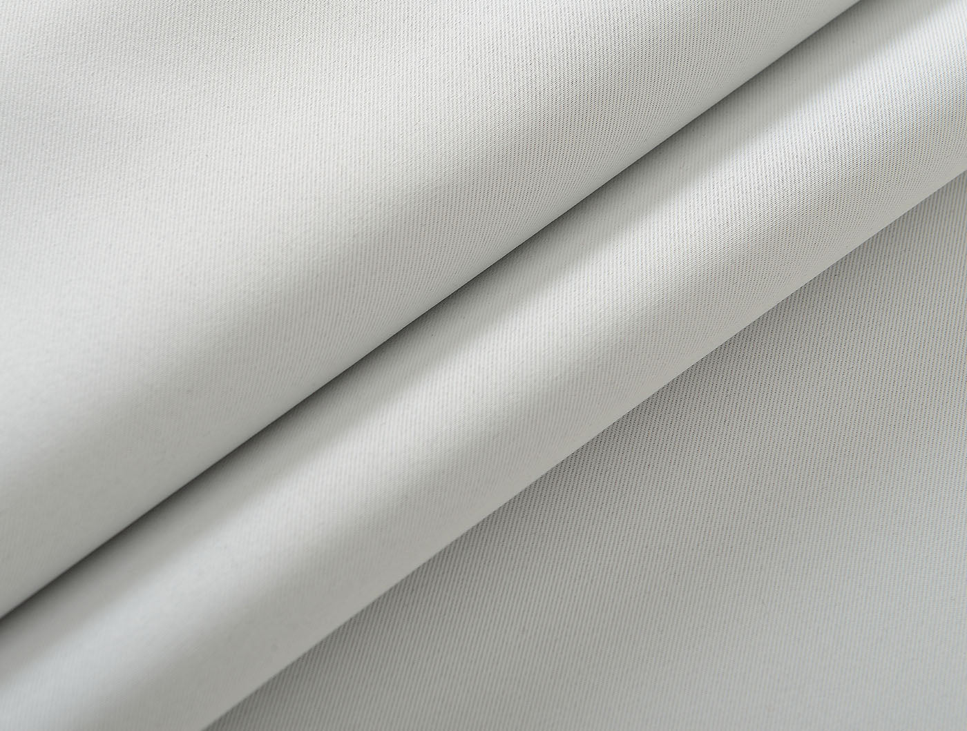 Verdunkelungsvorhag mit Schlaufen matt uni Farben aus weichfallenden blickdichten Stoff blickdicht Blackout 20610 Vorhang Img50337 | Gardinenbox.de