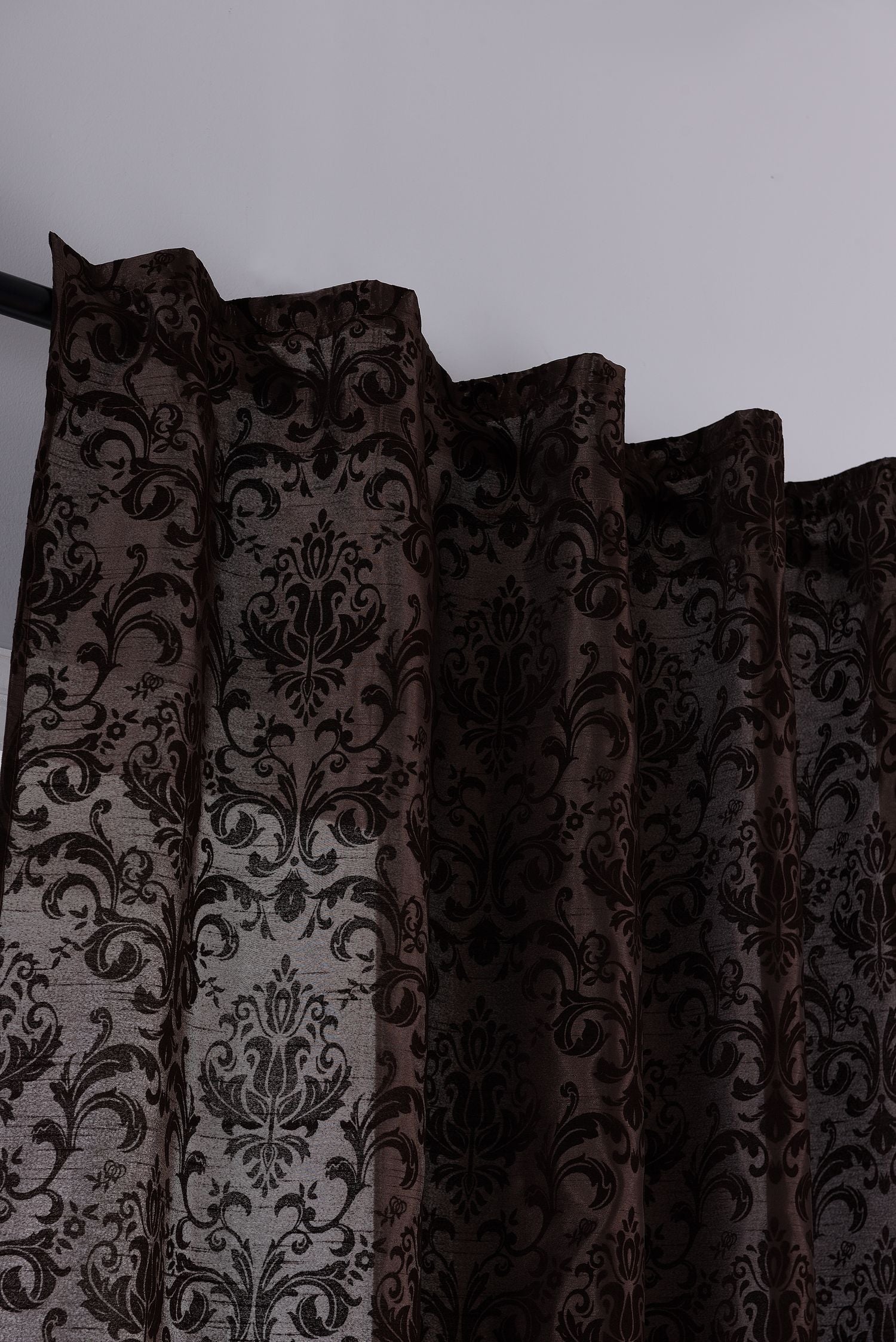 Vorhang Wildseide Optik blickdicht Flockfasern Deko gemustert, blickdicht mit verdecktem Schlaufenband 20200-20210 Vorhang Img6411_1 | Gardinenbox.de