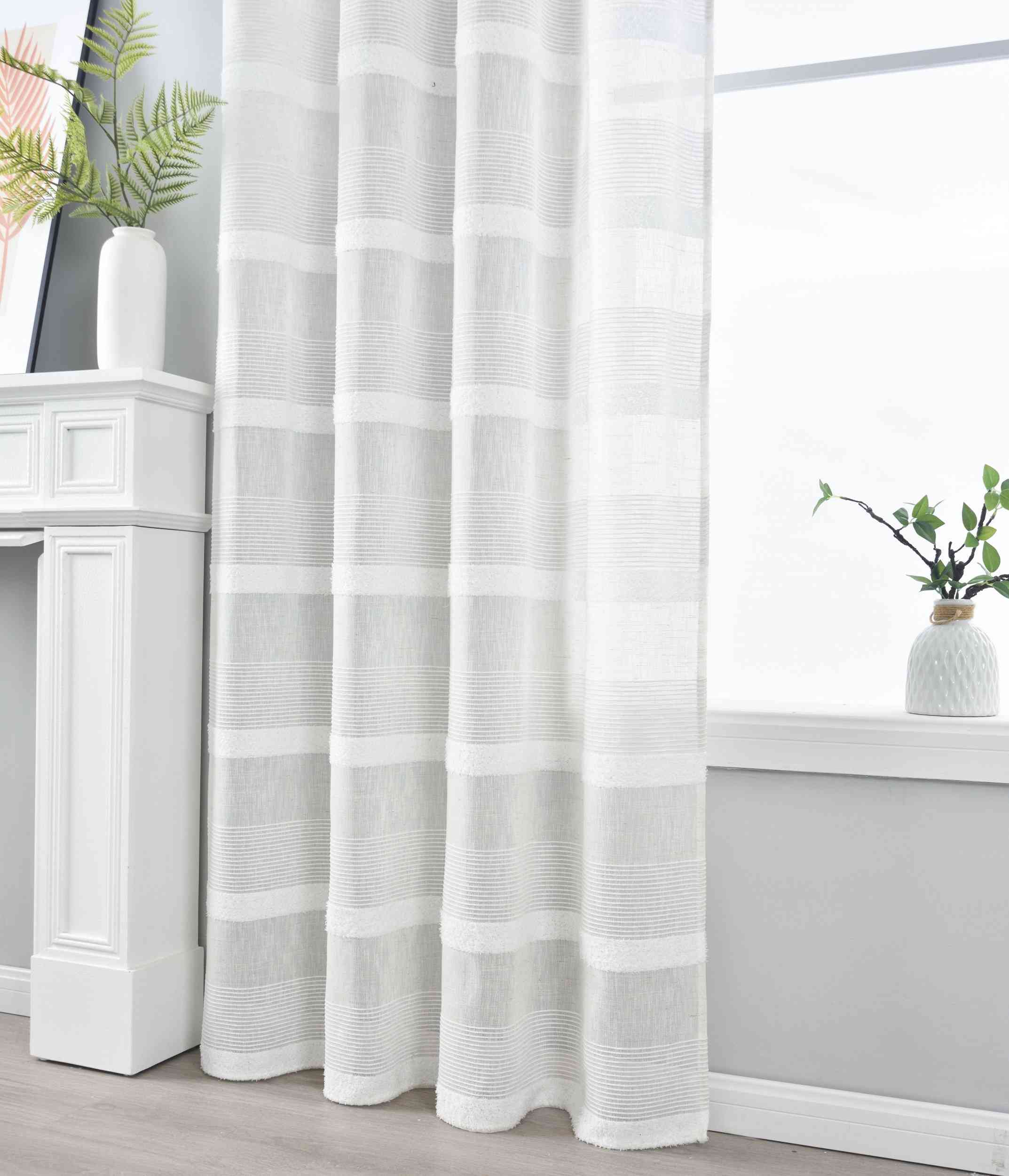 2er Set Halbtransparente Gardine mit Ösen HxB 245x140 cm Natur Meliert »Halle« Chenille Leinenbindung Lichtdurchlässig Halbtransparent 202480-2 Gardinenschal Img6443_36a67cf7-7e1a-4a2b-8d23-d50d6f1db7fa | Gardinenbox.de