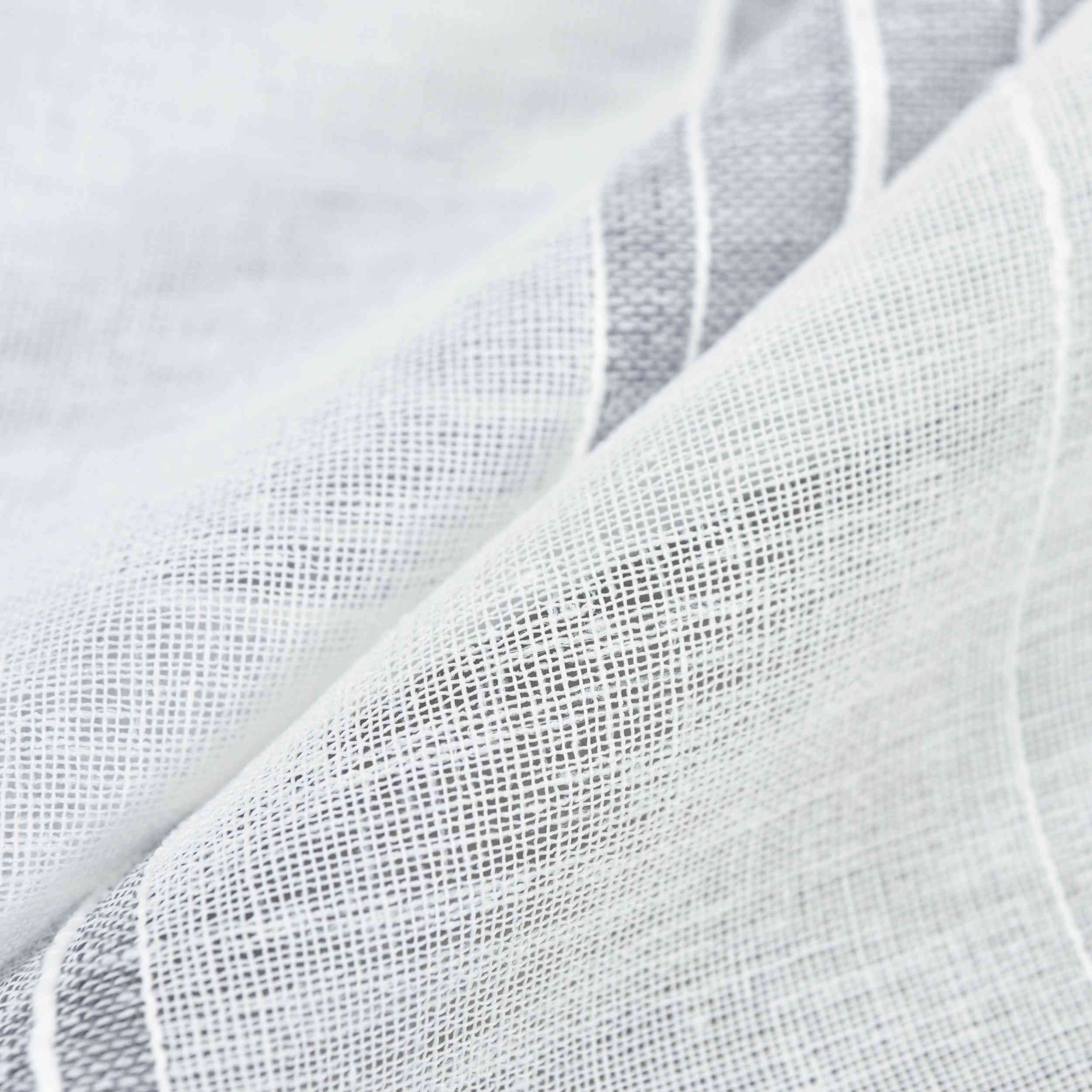 2er Set Halbtransparente Gardinen mit Ösen »Frankfurt« Leinenbindung Robust Formstabil Linienmuster 202460-2 Gardinenschal Img6505_e3bf512d-57ce-4501-a4b8-ba493641a9f7 | Gardinenbox.de