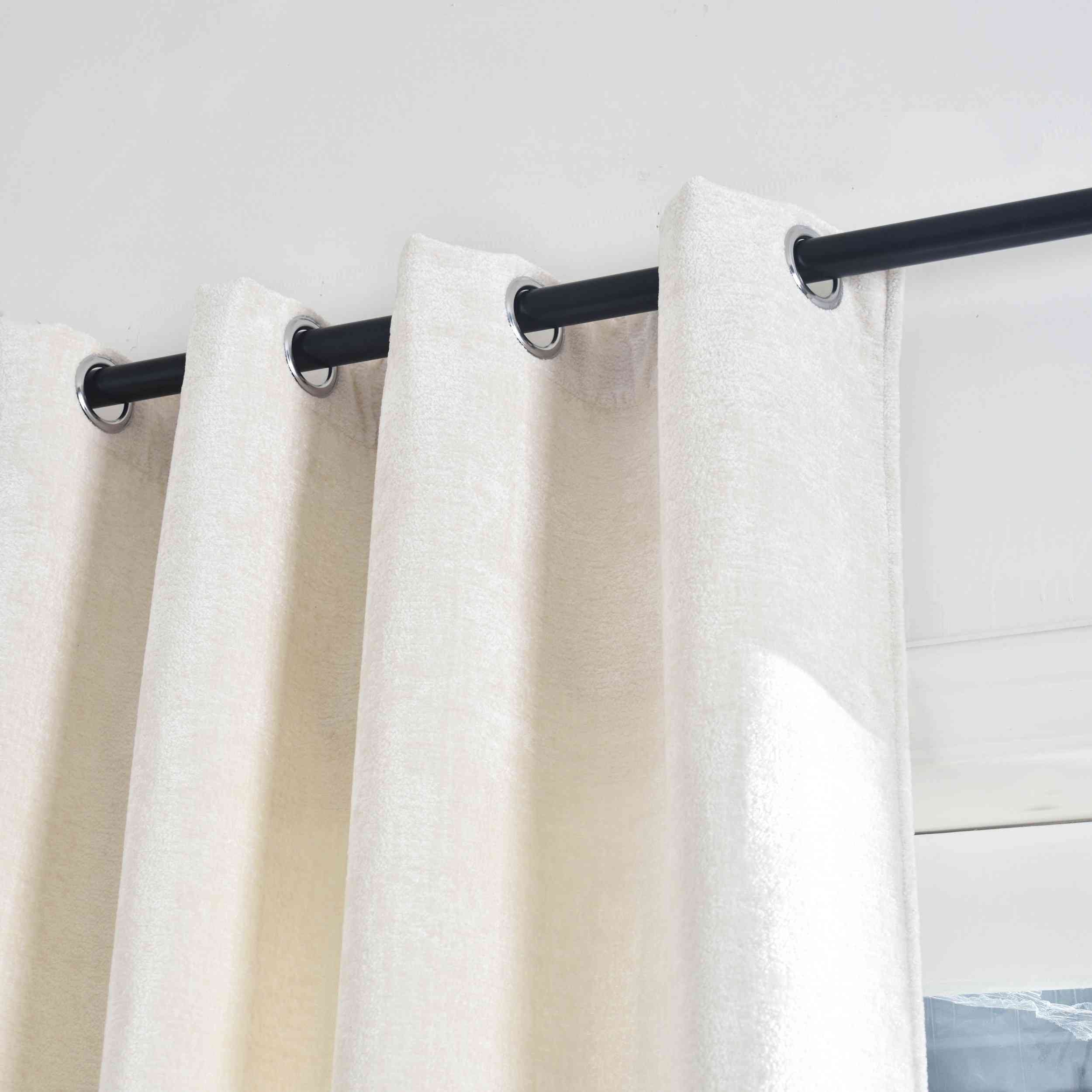 2er Set Verdunkelungsvorhänge »Nürnberg« Ösen Raffhalter Chenille samtig weich geschmeidig fallend 202420-2 Vorhang Img6761_bf588b36-6f0e-4a66-bf6b-6ef122b79303 | Gardinenbox.de