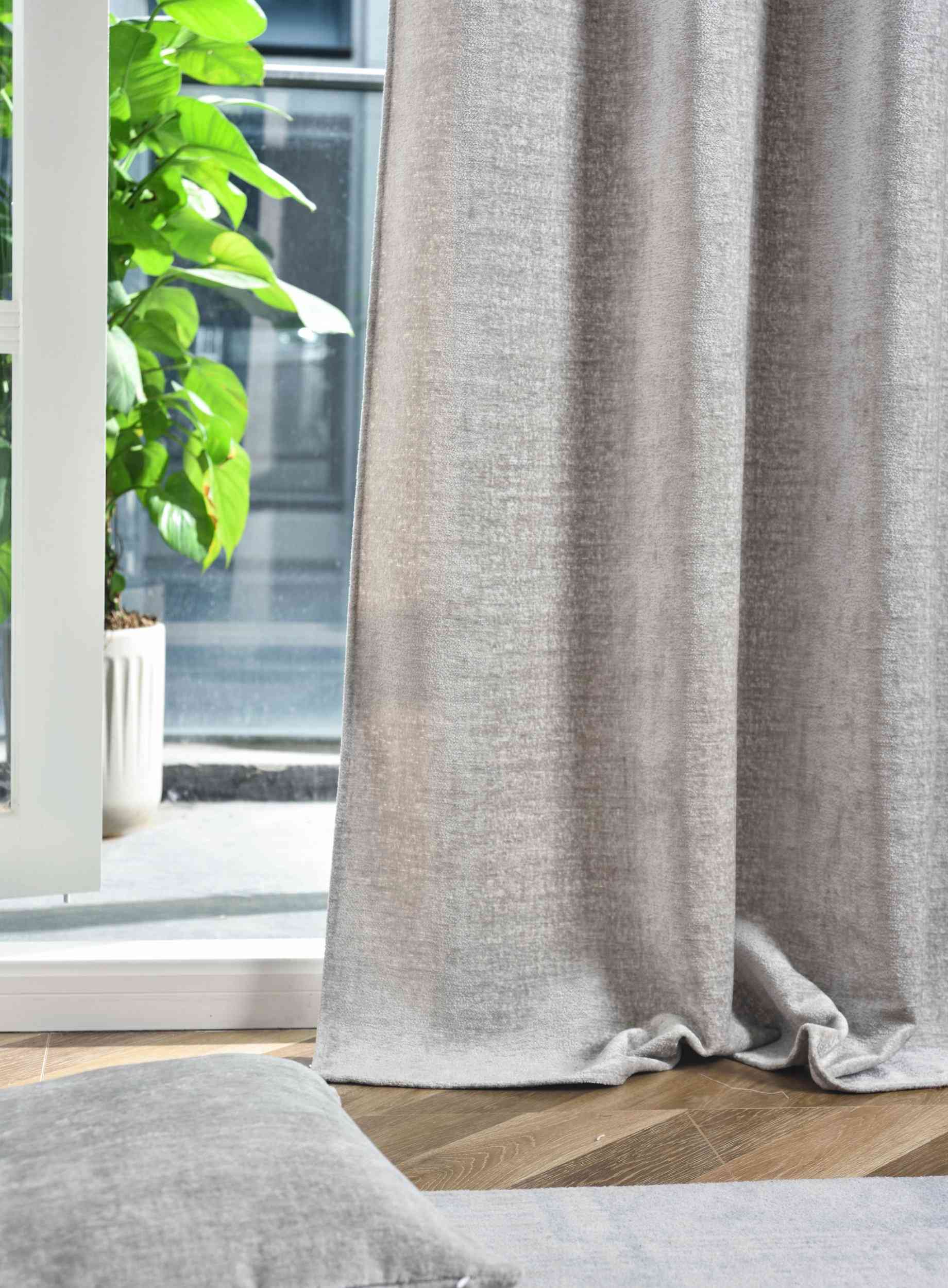 2er Set Verdunkelungsvorhänge »Nürnberg« Ösen Raffhalter Chenille samtig weich geschmeidig fallend 202420-2 Vorhang Img6798_cb883471-d1a1-4d75-821a-2c752ec9baa3 | Gardinenbox.de