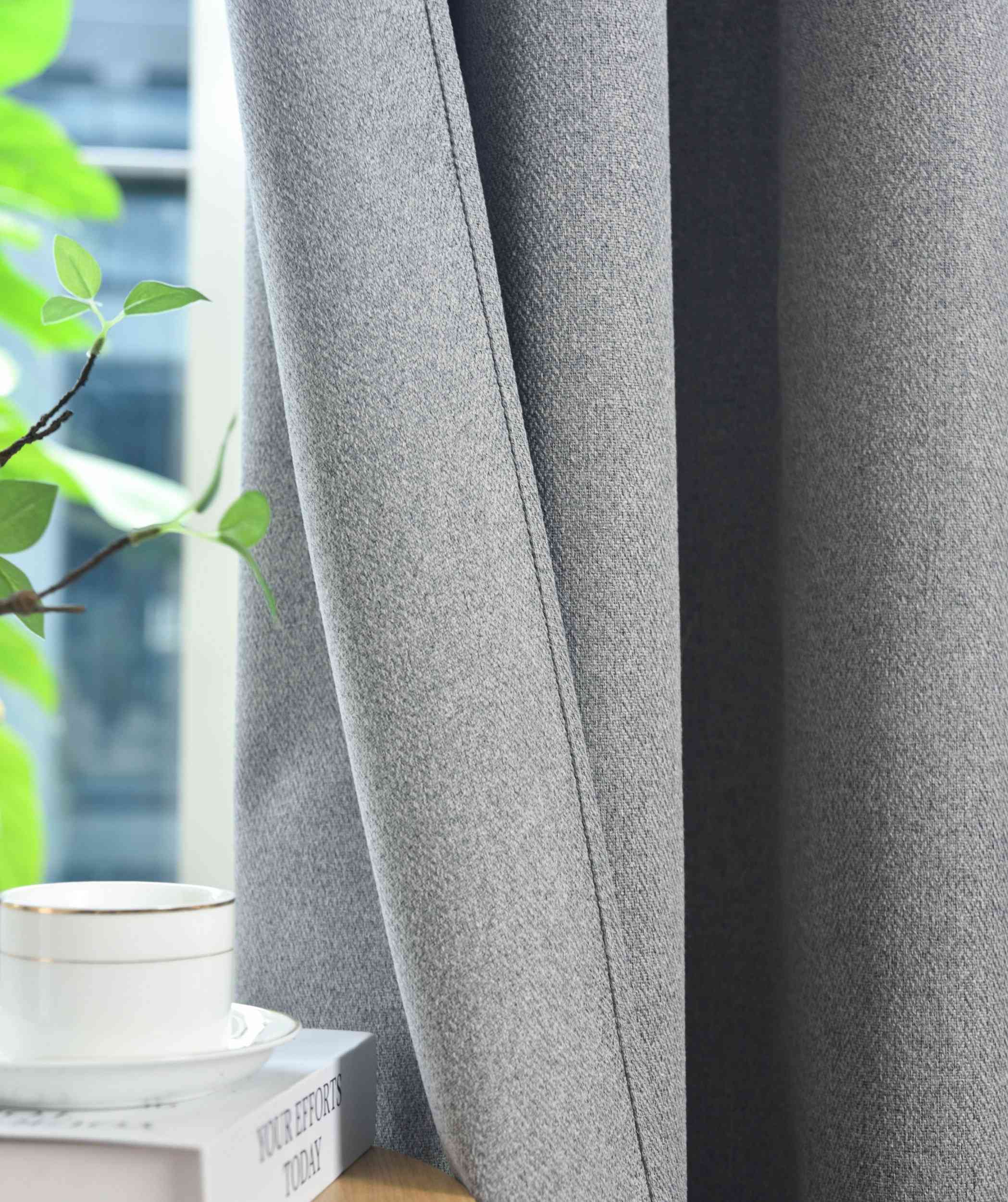 Verdunkelungsvorhang Ösen Raffhalter 100% Verdunkelung Blackout »München Dark« Dreischichtige Bindung Fischgrätmuster 202410 Vorhang Img7001_b270036c-1008-4cf7-8563-840ac655875e | Gardinenbox.de