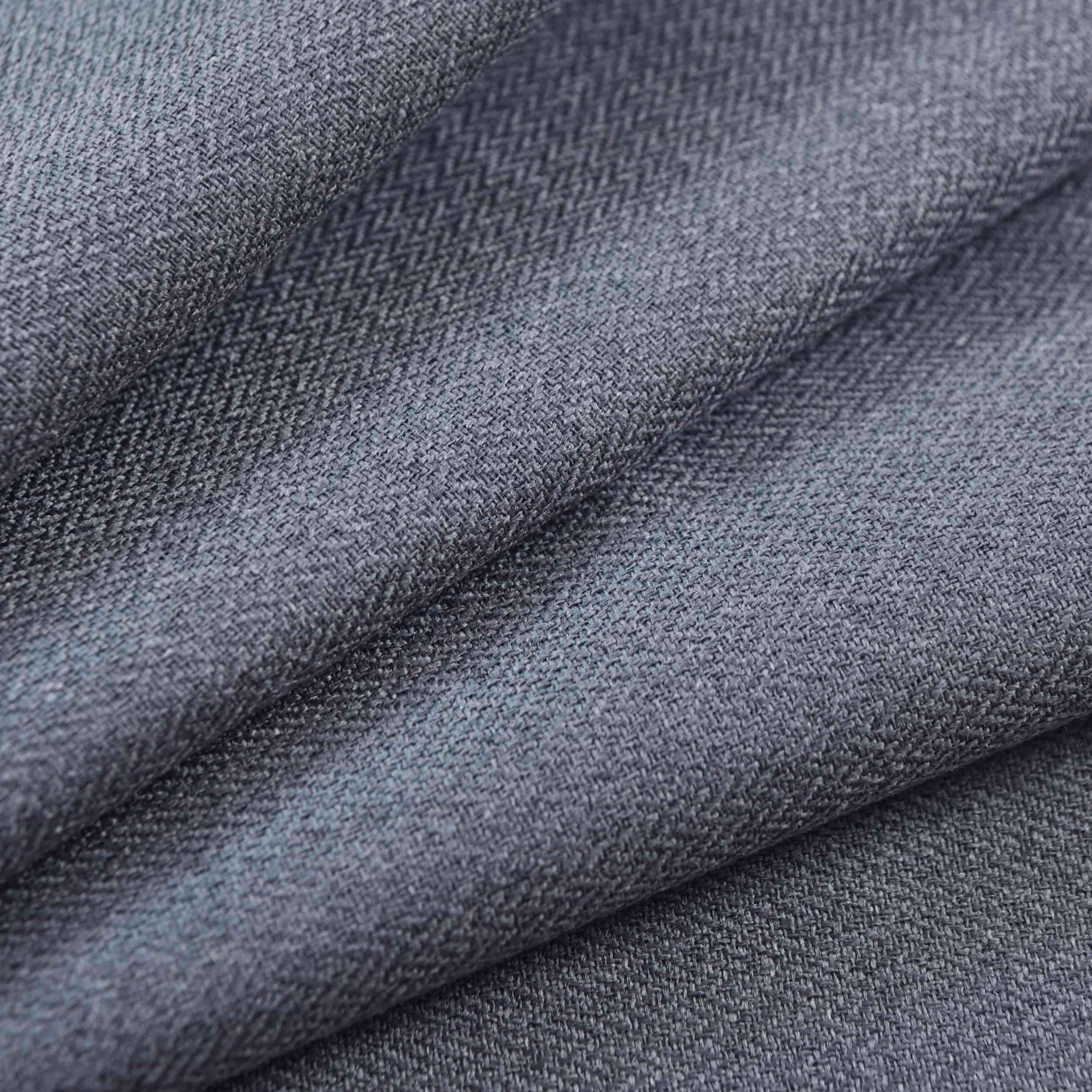 Verdunkelungsvorhang Ösen Raffhalter 100% Verdunkelung Blackout »München Dark« Dreischichtige Bindung Fischgrätmuster 202410 Vorhang Img7025_852c711a-162e-453b-a1bb-e0bbc0fb9140 | Gardinenbox.de