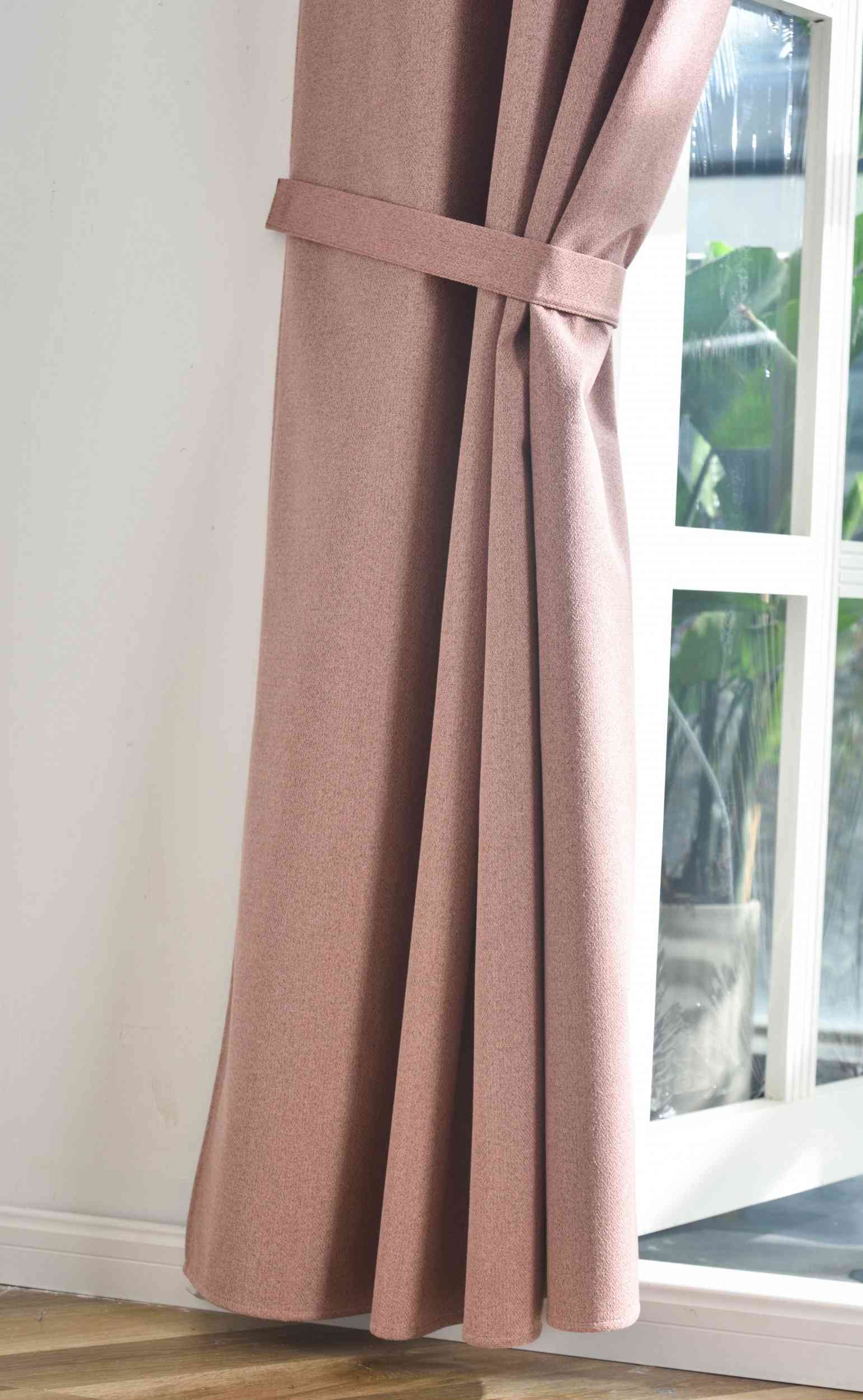 Verdunkelungsvorhang Ösen Raffhalter 100% Verdunkelung Blackout »München Dark« Dreischichtige Bindung Fischgrätmuster 202410 Vorhang Img7041 | Gardinenbox.de