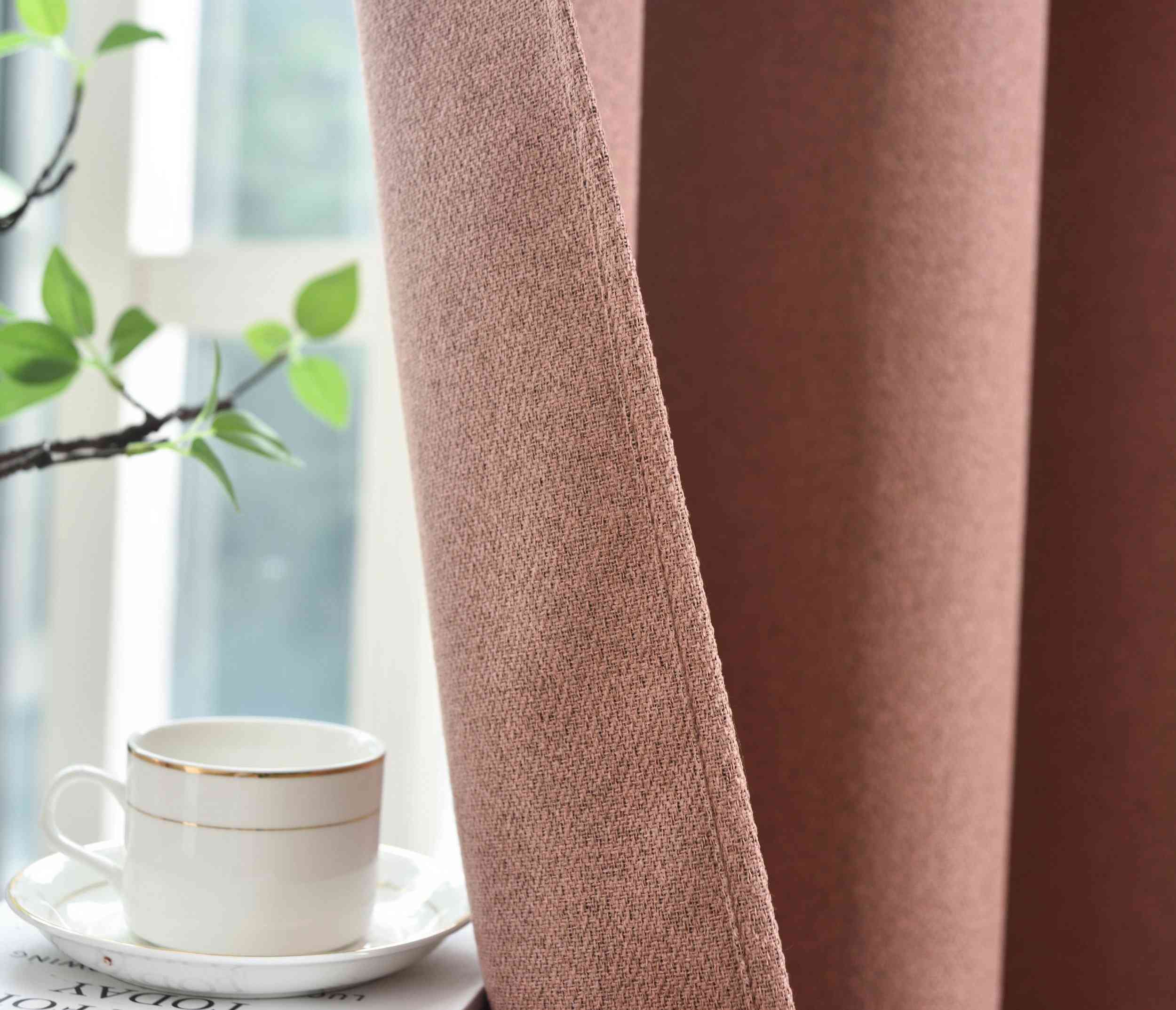 Verdunkelungsvorhang Ösen Raffhalter 100% Verdunkelung Blackout »München Dark« Dreischichtige Bindung Fischgrätmuster 202410 Vorhang Img7046 | Gardinenbox.de