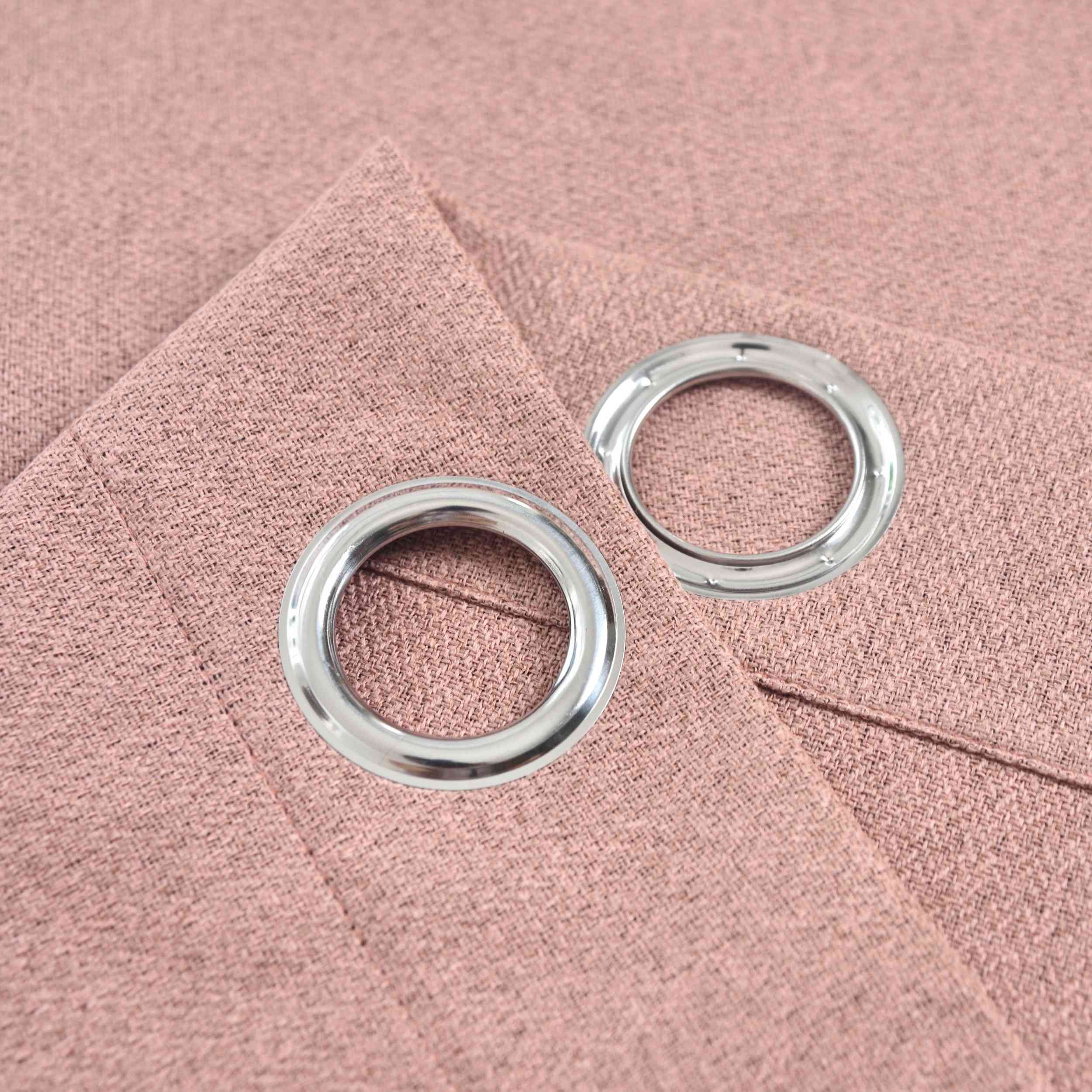 2er Set Verdunkelungsvorhänge Ösen Raffhalter 100% Verdunkelung Blackout »München Dark« Dreischichtige Bindung Fischgrätmuster 202410-2 Vorhang Img7054_f390808e-1db7-4e1b-b105-da69c83eac56 | Gardinenbox.de