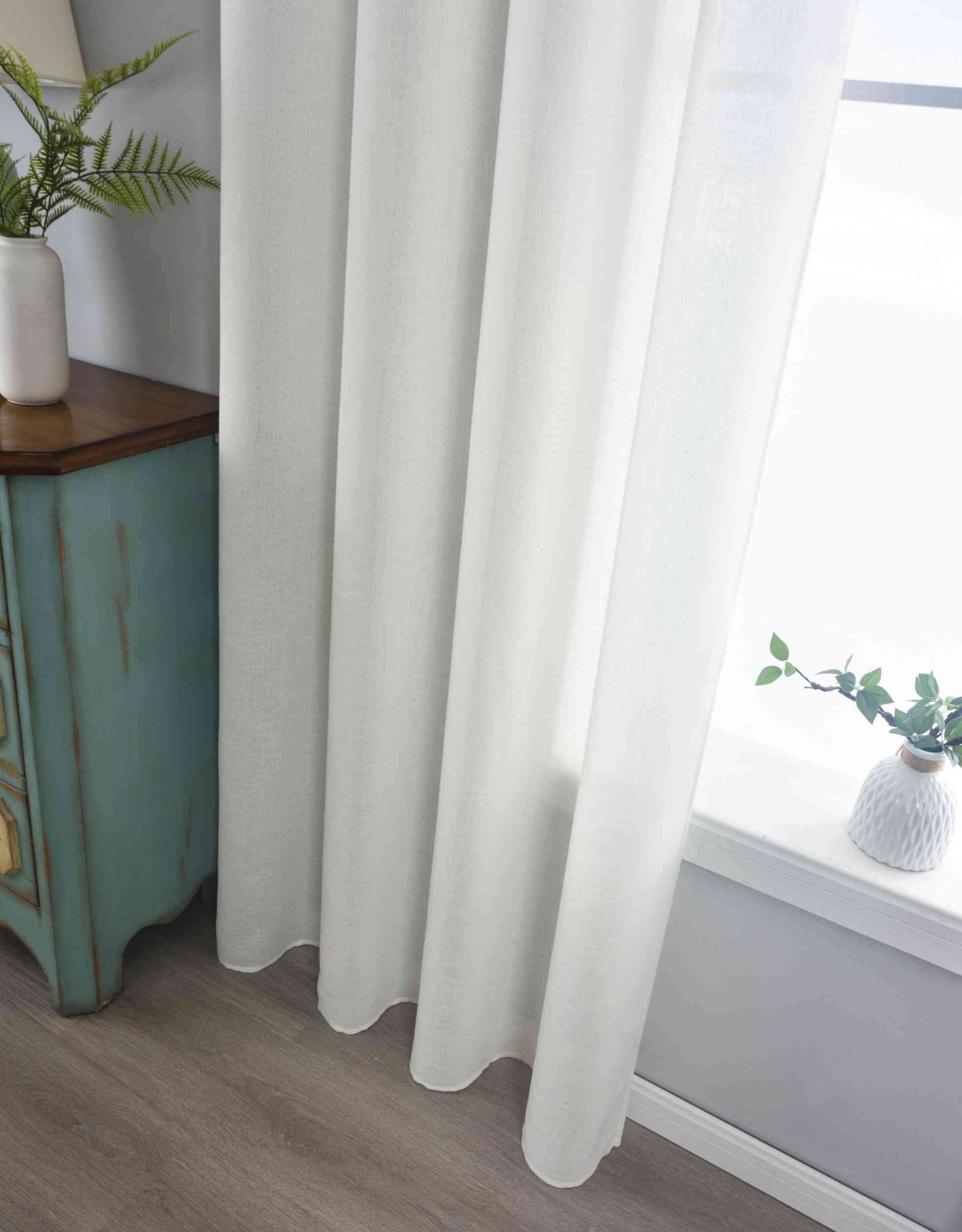 2er Set Halbtransparente Gardinen mit Ösen »Leipzig« Kettenmuster lichtdurchlässig elegante Struktur 202450-2 Gardinenschal Img7340_22bdc834-a468-469f-ad8d-b89478101d8d | Gardinenbox.de