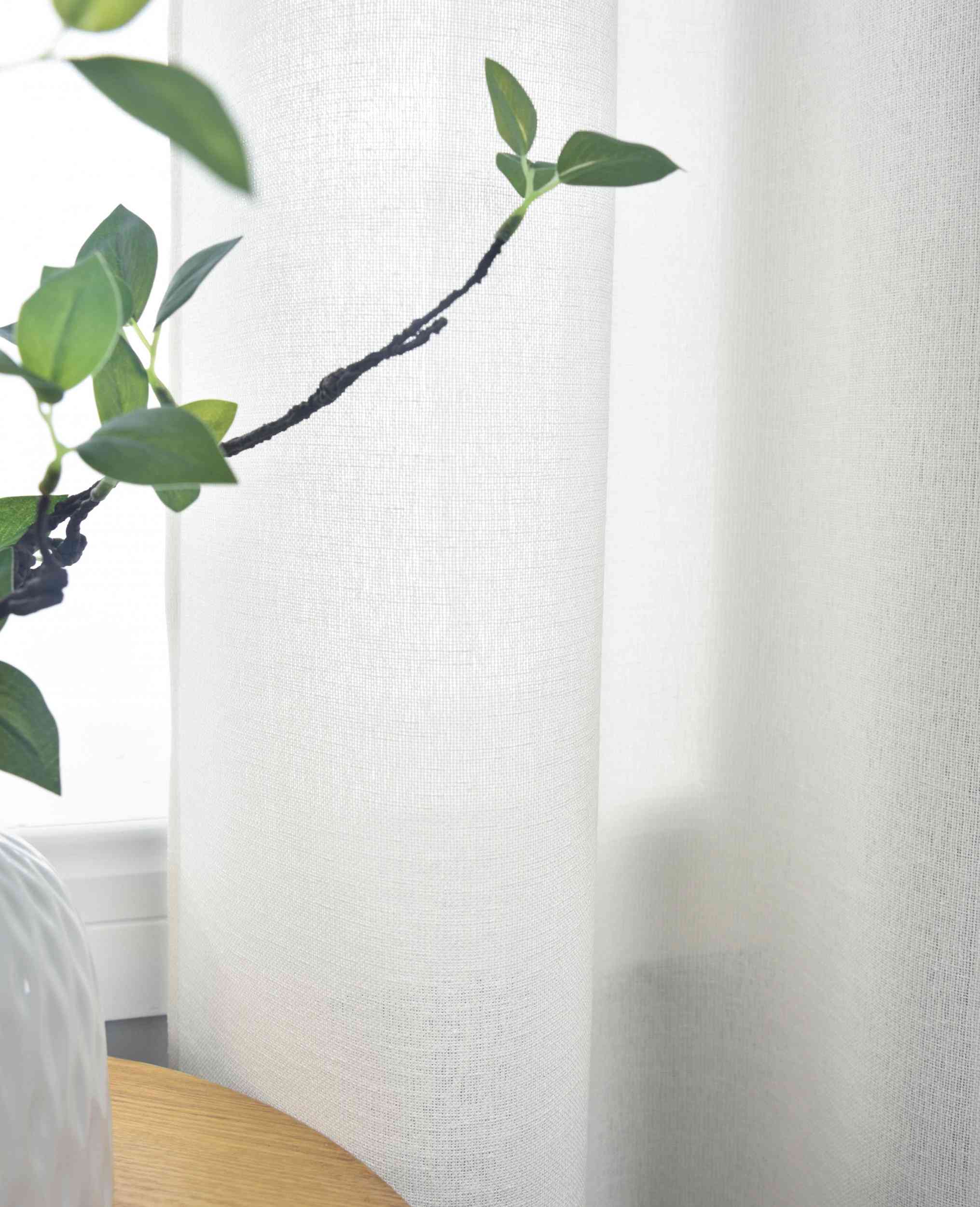 Halbtransparente Gardine mit Ösen »Leipzig« Kettenmuster lichtdurchlässig elegante Struktur 202450 Gardinenschal Img7347 | Gardinenbox.de