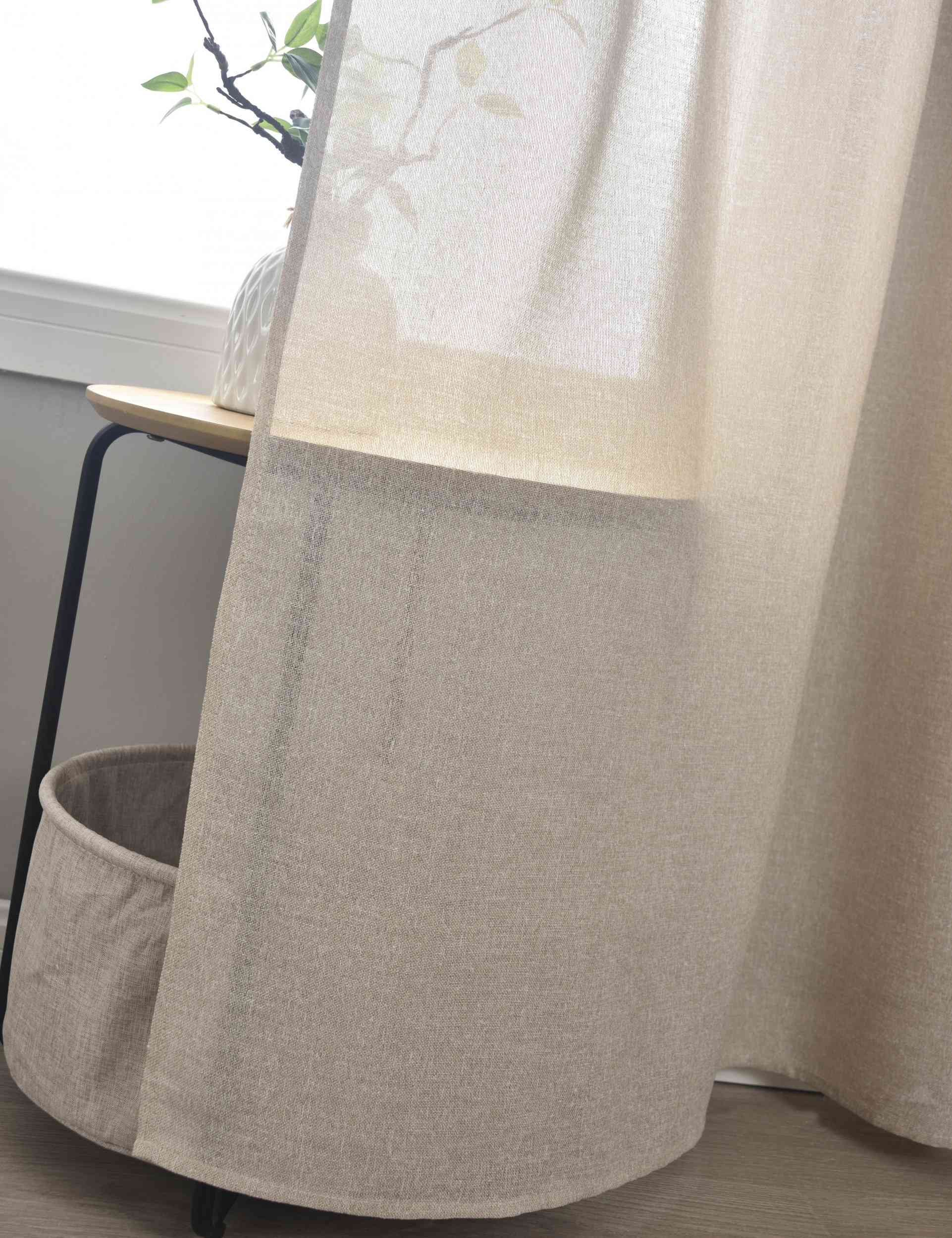 Halbtransparente Gardine mit Ösen »Leipzig« Kettenmuster lichtdurchlässig elegante Struktur 202450 Gardinenschal Img7390 | Gardinenbox.de