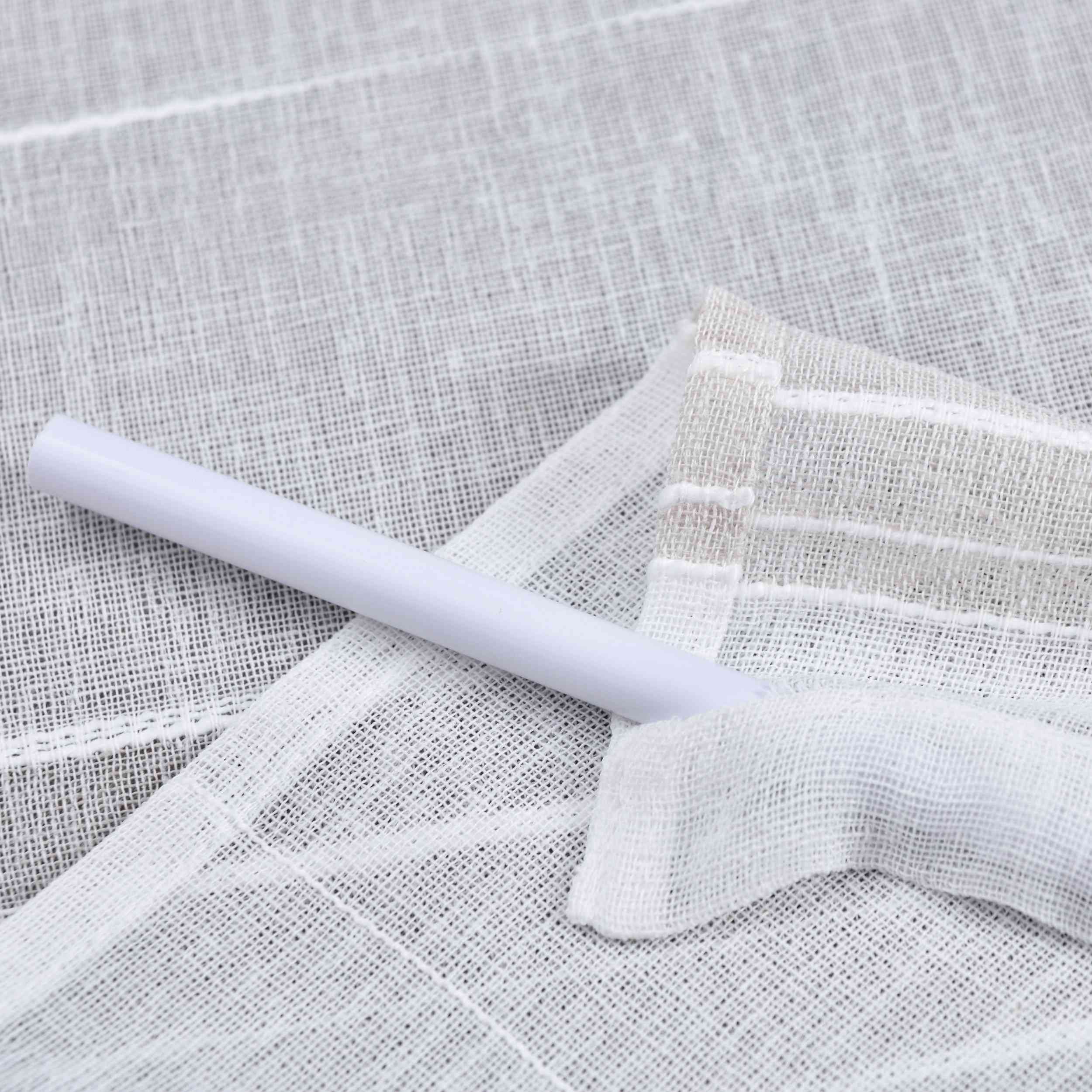 Halbtransparente Schiebegardine mit Paneelwagen »Frankfurt« Leinenbindung Linienmuster Formstabil Robust 202460P Schiebegardine Img7547 | Gardinenbox.de