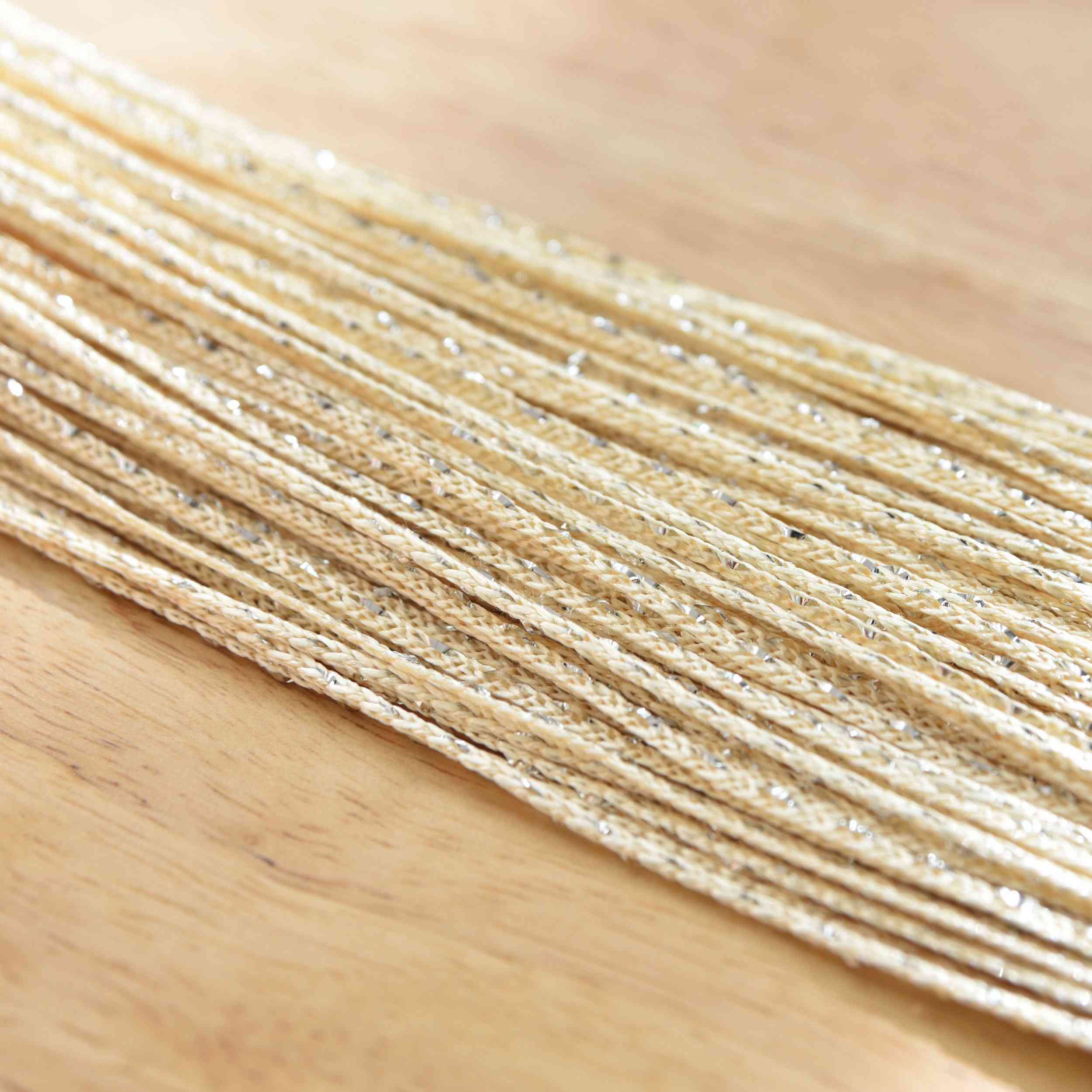 Fadengardine »Shanghai« mit Tunneldurchzug Schimmernd Vielseitig Modern Praktisch 20305N Fadengardine Img7896 | Gardinenbox.de