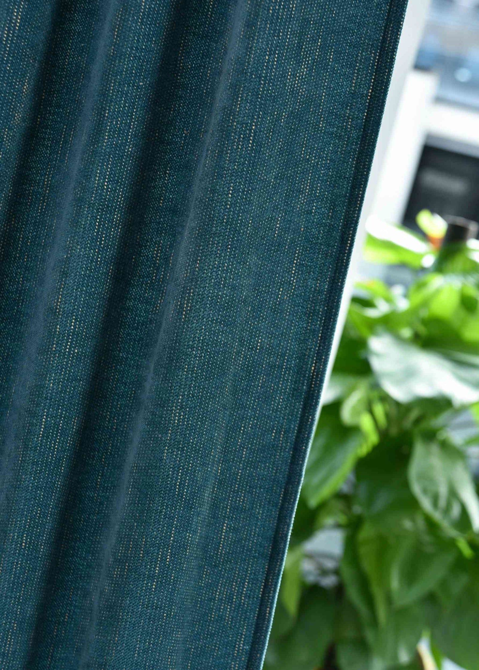 Jacquard-Vorhang mit Lurex-Effektgarn »HAVANNA« Multiband-Aufhängung: Luxus für Ihr Zuhause 2023340 Vorhang Jacquard-Vorhang_mit_Lurex-Effektgarn_HAVANNA_Multiband-Aufhangung_Luxus_fur_Ihr_Zuhause_2023340_-_Gardinenbox.de_-_-3685535 | Gardinenbox.de