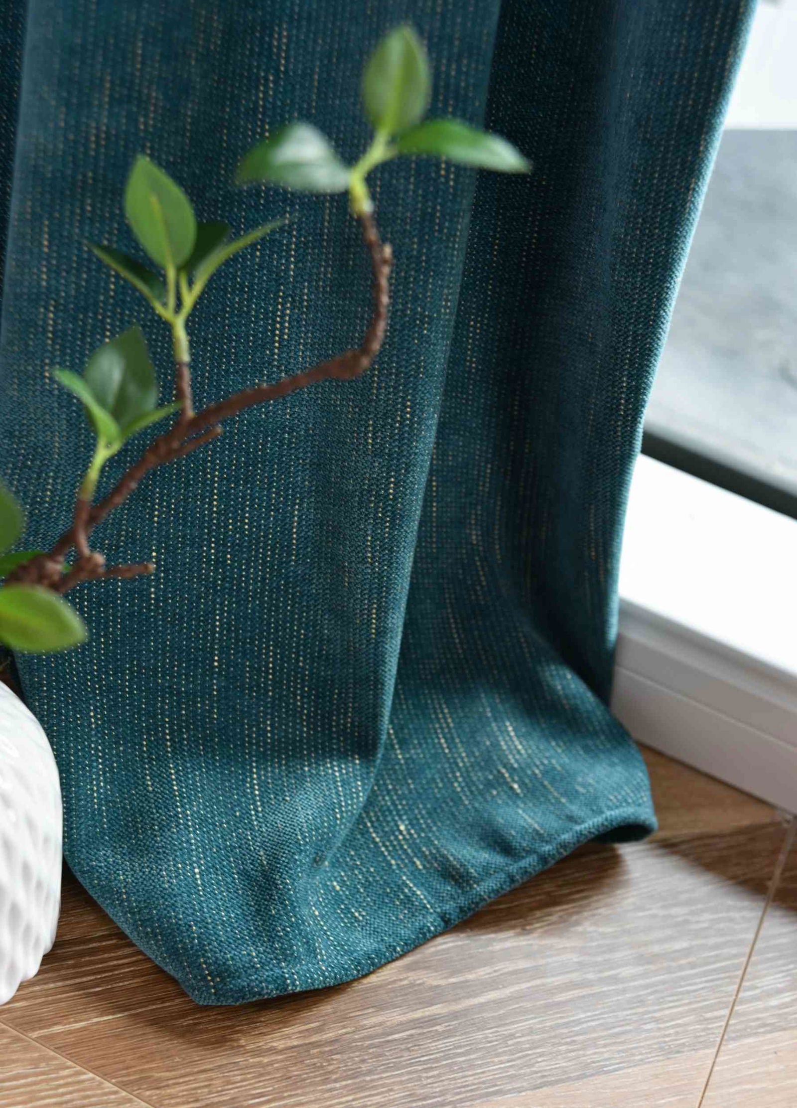 Jacquard-Vorhang mit Lurex-Effektgarn »HAVANNA« Multiband-Aufhängung: Luxus für Ihr Zuhause 2023340 Vorhang Jacquard-Vorhang_mit_Lurex-Effektgarn_HAVANNA_Multiband-Aufhangung_Luxus_fur_Ihr_Zuhause_2023340_-_Gardinenbox.de_-_-3685537 | Gardinenbox.de