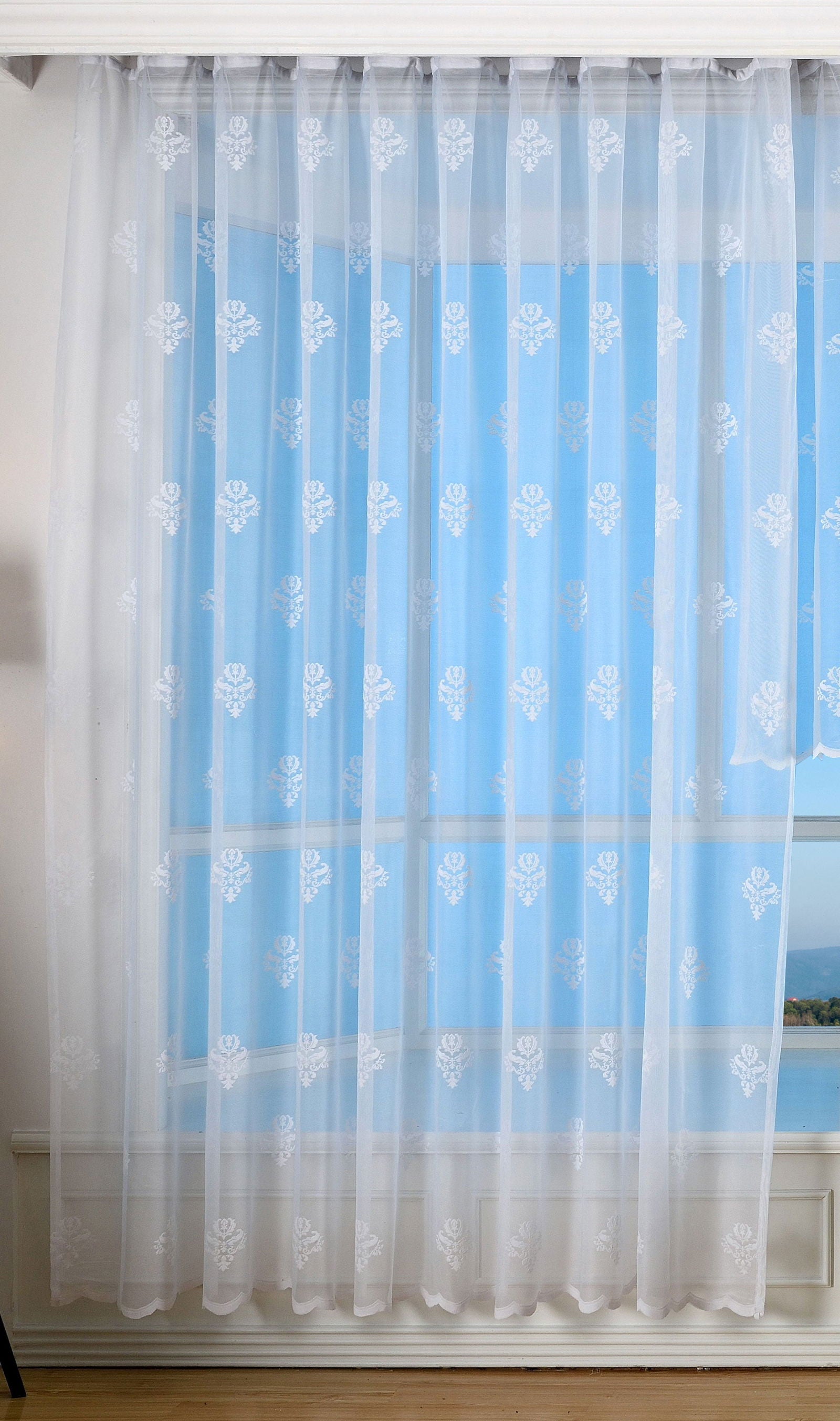 Jacquard Bogenstore Gardine , Barock Blumenmuster Weiß Kräuselband Universalband Faltenband Store 13142 245x300 Gardinenstore Jacquard_Bogenstore_Gardine_Barock_Blumenmuster_Weiss_Krauselband_Universalband_Faltenband_Store_13142_-_Gardinenbox.de_-_-3685389 | Gardinenbox.de