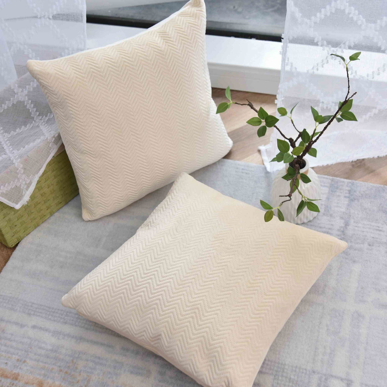 Kissen Dekokissen Jacquard »GRETA« mit Fischgrät-Design pflegeleicht Reißverschluss weiche 320g Füllung - Vielfältige Farbauswahl 2023510 Kissen mit Füllung Kissen_Dekokissen_Jacquard_GRETA_mit_Fischgrat-Design_pflegeleicht_Reissverschluss_weiche_320g_Fullung_-_Vielfaltige_Farbauswahl_2023510_-_Gardinenbox.de_-_-3685740 | Gardinenbox.de