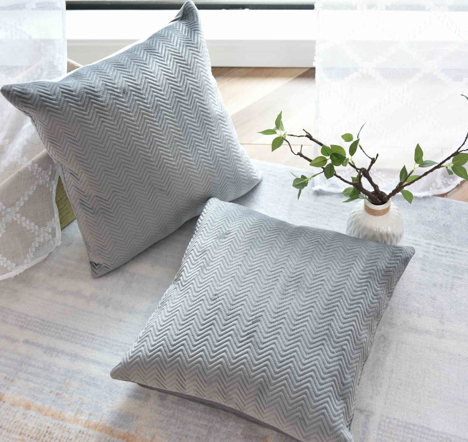 Kissen Dekokissen Jacquard »GRETA« mit Fischgrät-Design pflegeleicht Reißverschluss weiche 320g Füllung - Vielfältige Farbauswahl 2023510 Kissen mit Füllung Kissen_Dekokissen_Jacquard_GRETA_mit_Fischgrat-Design_pflegeleicht_Reissverschluss_weiche_320g_Fullung_-_Vielfaltige_Farbauswahl_2023510_-_Gardinenbox.de_-_-3685842 | Gardinenbox.de