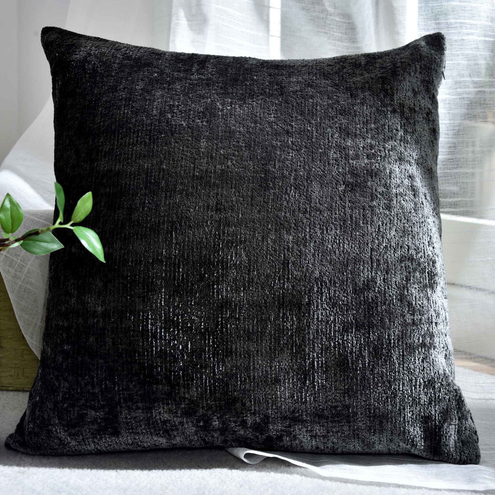 Kissen mit Füllung Chinelle »Nürnberg« weich strapazierfähig elegant 202420K Dunkelgrau Kissen mit Füllung Kissen_mit_Fullung_Chinelle_Nurnberg_weich_und_strapazierfahig_202420K_-_Gardinenbox.de_-_-3685970 | Gardinenbox.de