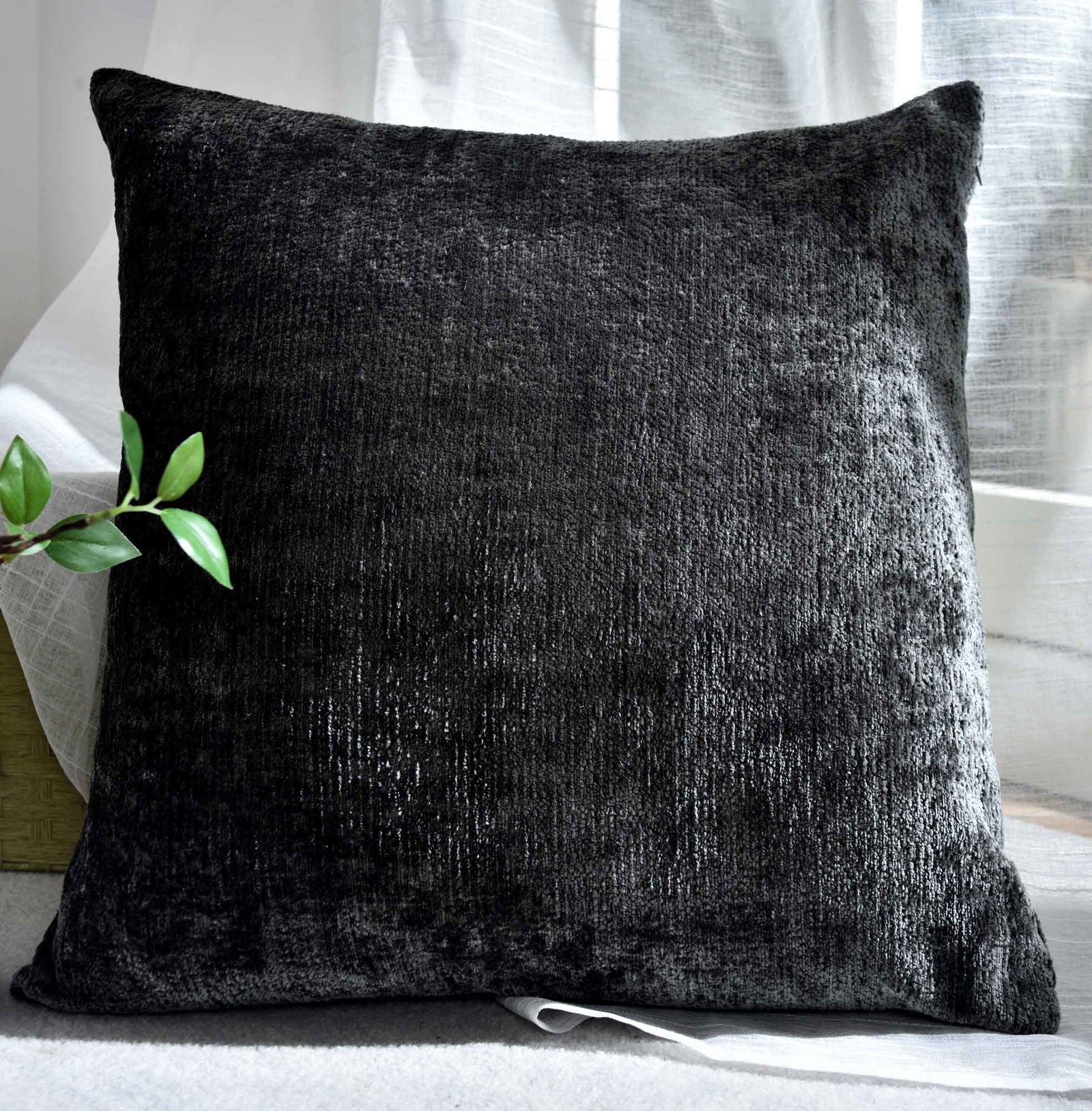 Kissen mit Füllung Chinelle »Nürnberg« weich strapazierfähig elegant 202420K Dunkelgrau Kissen mit Füllung Kissen_mit_Fullung_Chinelle_Nurnberg_weich_und_strapazierfahig_202420K_-_Gardinenbox.de_-_-3685970 | Gardinenbox.de