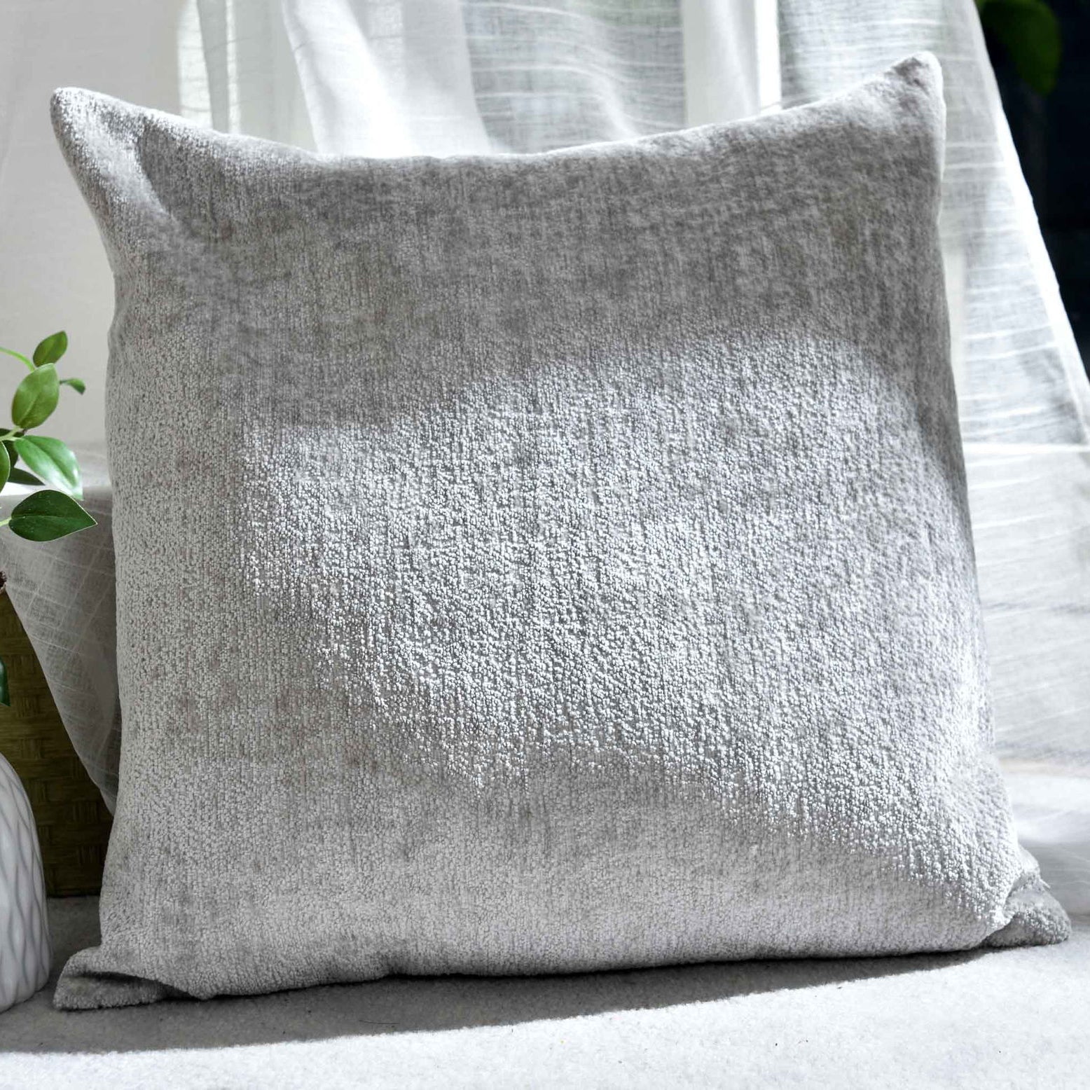 Kissen mit Füllung Chinelle »Nürnberg« weich strapazierfähig elegant 202420K Grau Kissen mit Füllung Kissen_mit_Fullung_Chinelle_Nurnberg_weich_und_strapazierfahig_202420K_-_Gardinenbox.de_-_-3686122 | Gardinenbox.de