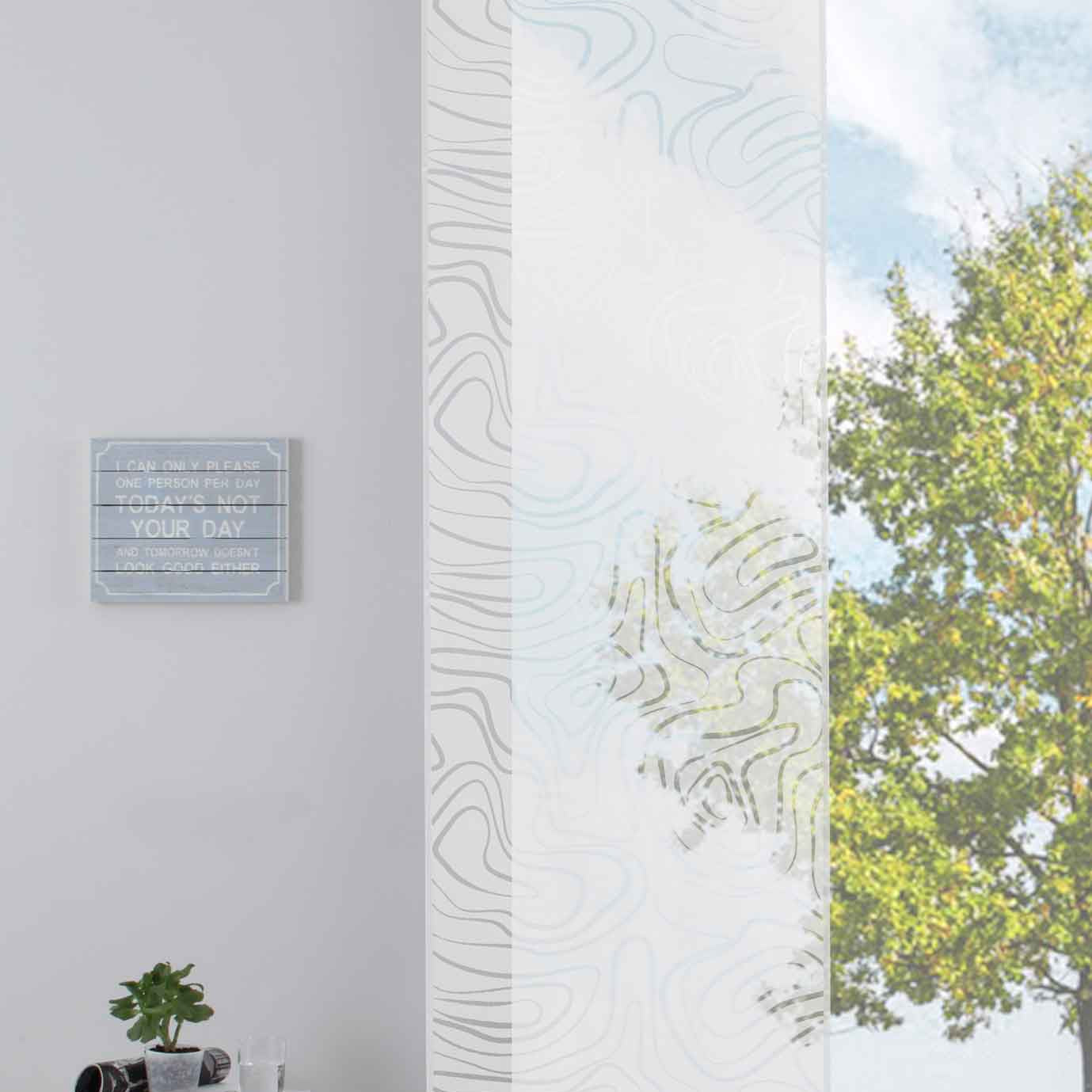 Moderner Flächenvorhang Raumtrenner Schiebegardine »Regio« aus hochwertigem Ausbrenner-Stoff mit Paneelwagen Beschwerungsstange 85614 Weiß Schiebegardine Moderner_Flachenvorhang_Raumtrenner_Schiebegardine_Regio_aus_hochwertigem_Ausbrenner-Stoff_mit_Paneelwagen_Beschwerungsstange_85614_-_Gardinenbox.de_-_-3686815 | Gardinenbox.de