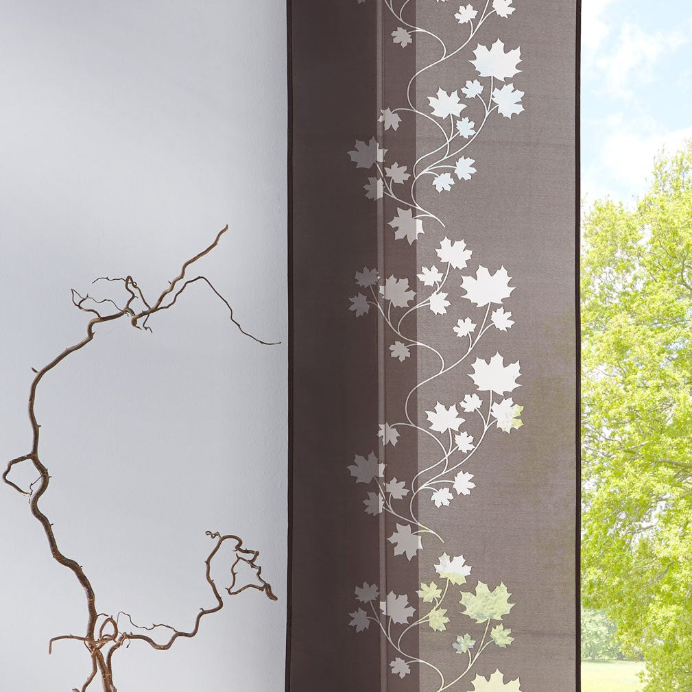 Moderner Flächenvorhang Schiebegardine Leaf aus hochwertigem Ausbrenner-Stoff mit Klettband 85610 Braun 245x60 (HxB) Schiebegardine Moderner_Flachenvorhang_Schiebegardine_Leaf_aus_hochwertigem_Ausbrenner-Stoff_mit_Klettband_85610_-_Gardinenbox.de_-_-3687127 | Gardinenbox.de