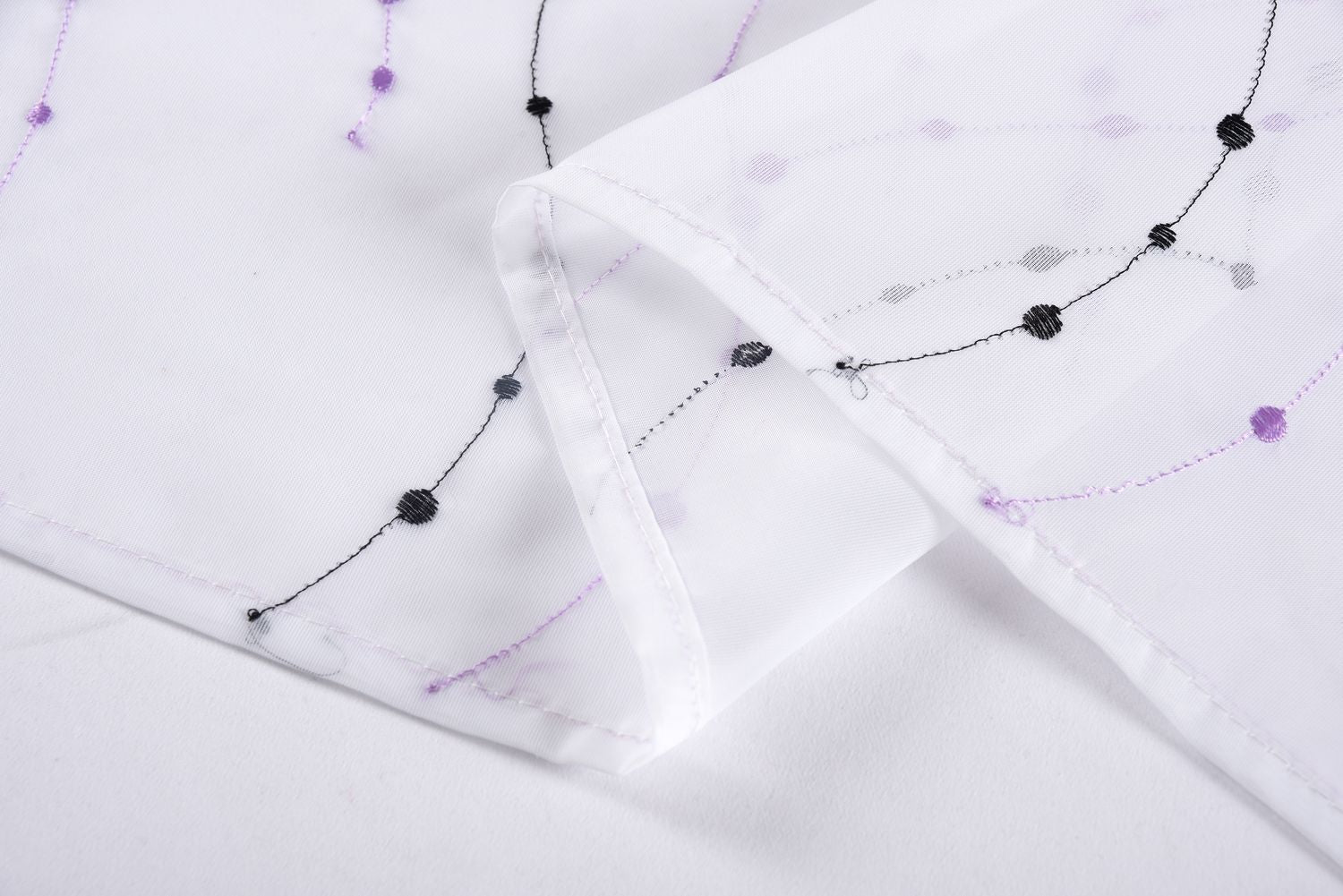 PUNKT Stickerei Gardinen Set 4 Tlg. Raffhalter Tunneldurchzug Gardinenband für Gardinenschienen 112232 Scheibengardine PUNKT_Stickerei_Gardinen_Set_4_Tlg._Raffhalter_Tunneldurchzug_Gardinenband_fur_Gardinenschienen_112232_-_Gardinenbox.de_-_-3687689 | Gardinenbox.de