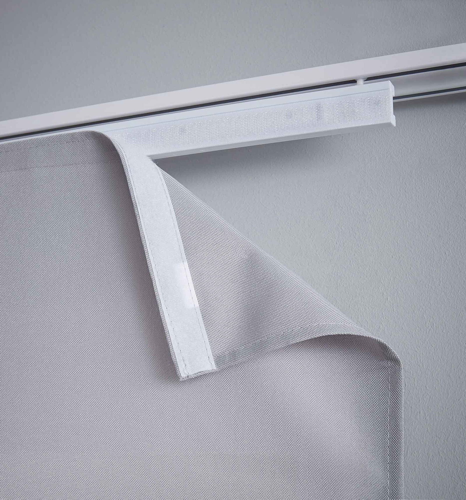 Paneelwagen 60 cm Weiß aus Kunststoff für Flächenvorhang incl. Beschwerungsstange Rollen- und X-Gleiter 2021200 Gardinen Zubehör Paneelwagen_60_cm_Weiss_aus_Kunststoff_fur_Flachenvorhang_incl._Beschwerungsstange_Rollen-_und_X-Gleiter_2021200_-_Gardinenbox.de_-_-3687382 | Gardinenbox.de