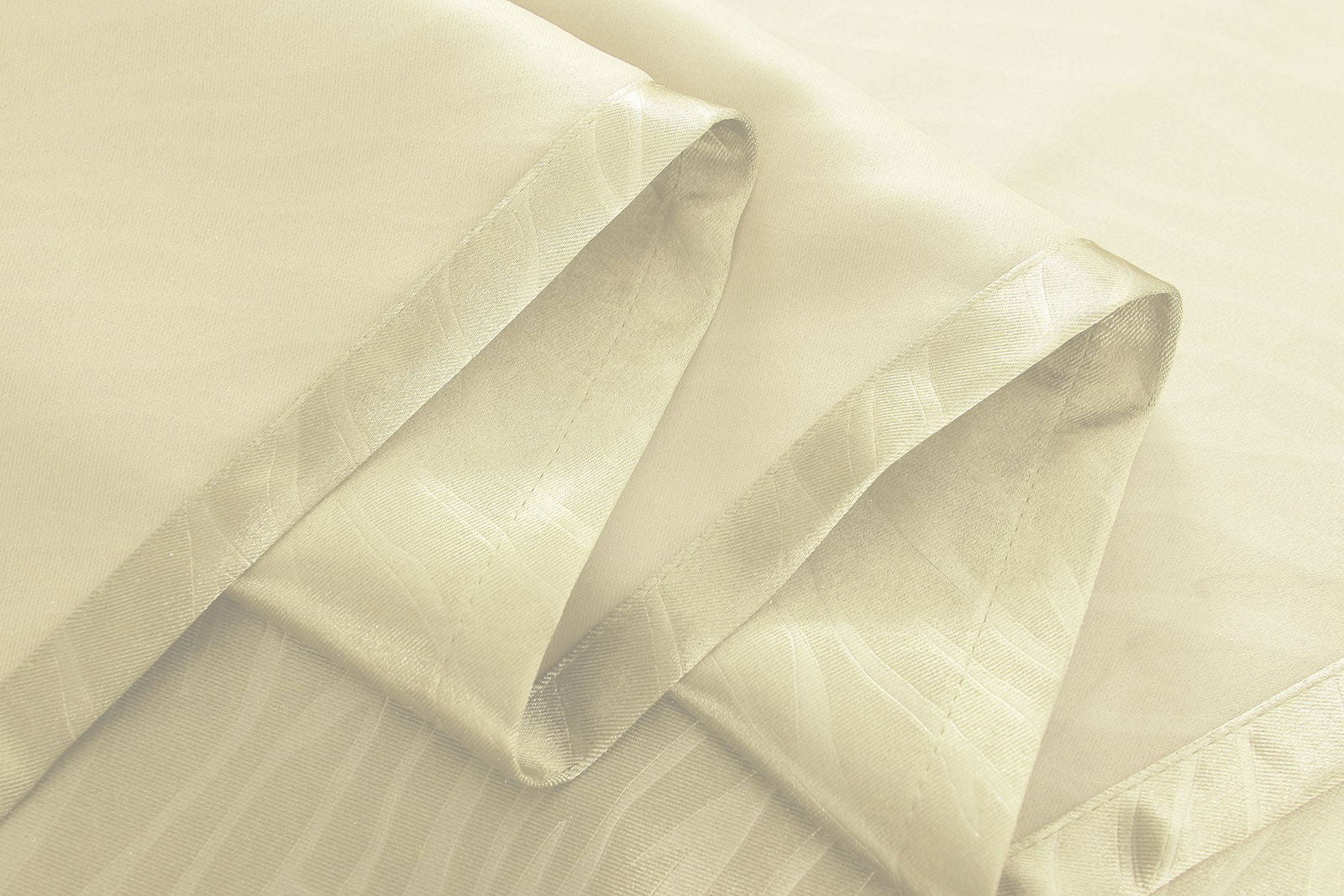 Satin Emboss / Reliefprägung bemustert Vorhang Gardine, Zebra -20371- Blickdicht zum Verdunkeln mit Ösen, (Höhe x Breite in cm) 20371 Vorhang Satin_Emboss_-_Reliefpragung_bemustert_Vorhang_Gardine_Zebra_-20371-_Blickdicht_zum_Verdunkeln_mit_Osen_Hohe_x_Breite_in_cm_20371_-_Gardinenbox.de_-_-3688470 | Gardinenbox.de