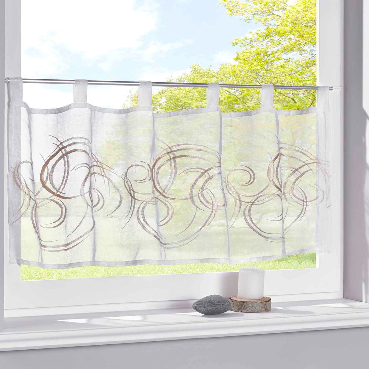Scheibengardine Stickerei Transparent Stangenduchzug Schlaufen Bitrogardine Küchenfenster Sichtschutz 10000328 Wind Scheibengardine Scheibengardine_Stickerei_Transparent_Stangenduchzug_Schlaufen_Bitrogardine_Kuchenfenster_Sichtschutz_10000328_-_Gardinenbox.de_-_-3689071 | Gardinenbox.de