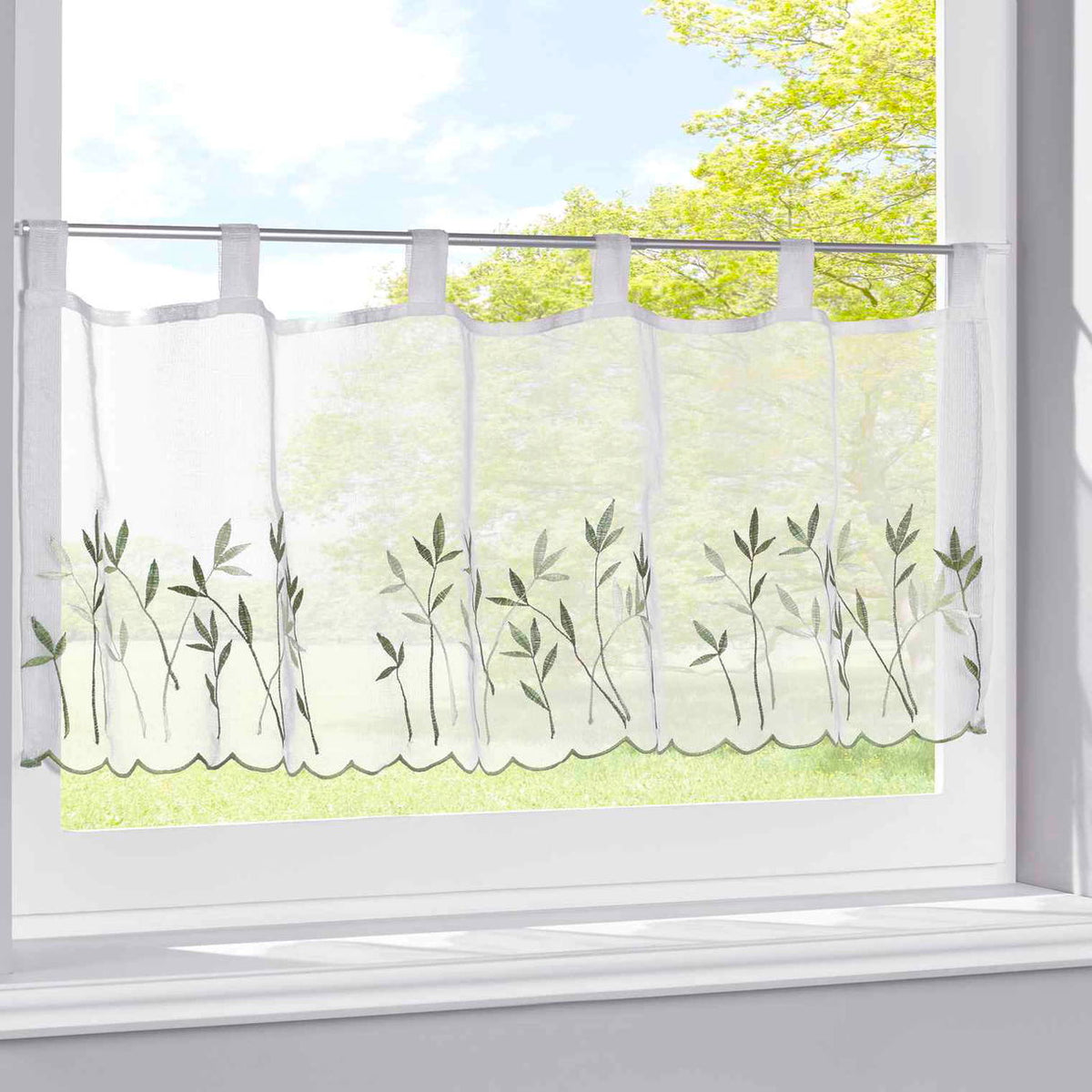 Scheibengardine Stickerei Transparent Stangenduchzug Schlaufen Bitrogardine Küchenfenster Sichtschutz 10000328 Bambus Scheibengardine Scheibengardine_Stickerei_Transparent_Stangenduchzug_Schlaufen_Bitrogardine_Kuchenfenster_Sichtschutz_10000328_-_Gardinenbox.de_-_-3689098 | Gardinenbox.de