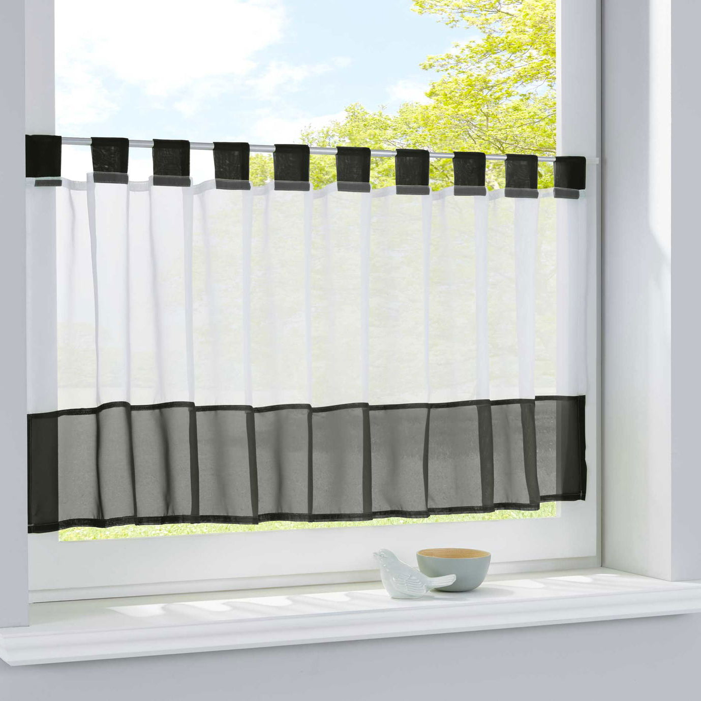 Scheibengardine Voile Gardine Schlaufen mit Bordüre (HxB) 610700 Schwarz Scheibengardine Scheibengardine_Voile_Gardine_Schlaufen_mit_Bordure_HxB_610700_-_Gardinenbox.de_-_-3689193 | Gardinenbox.de