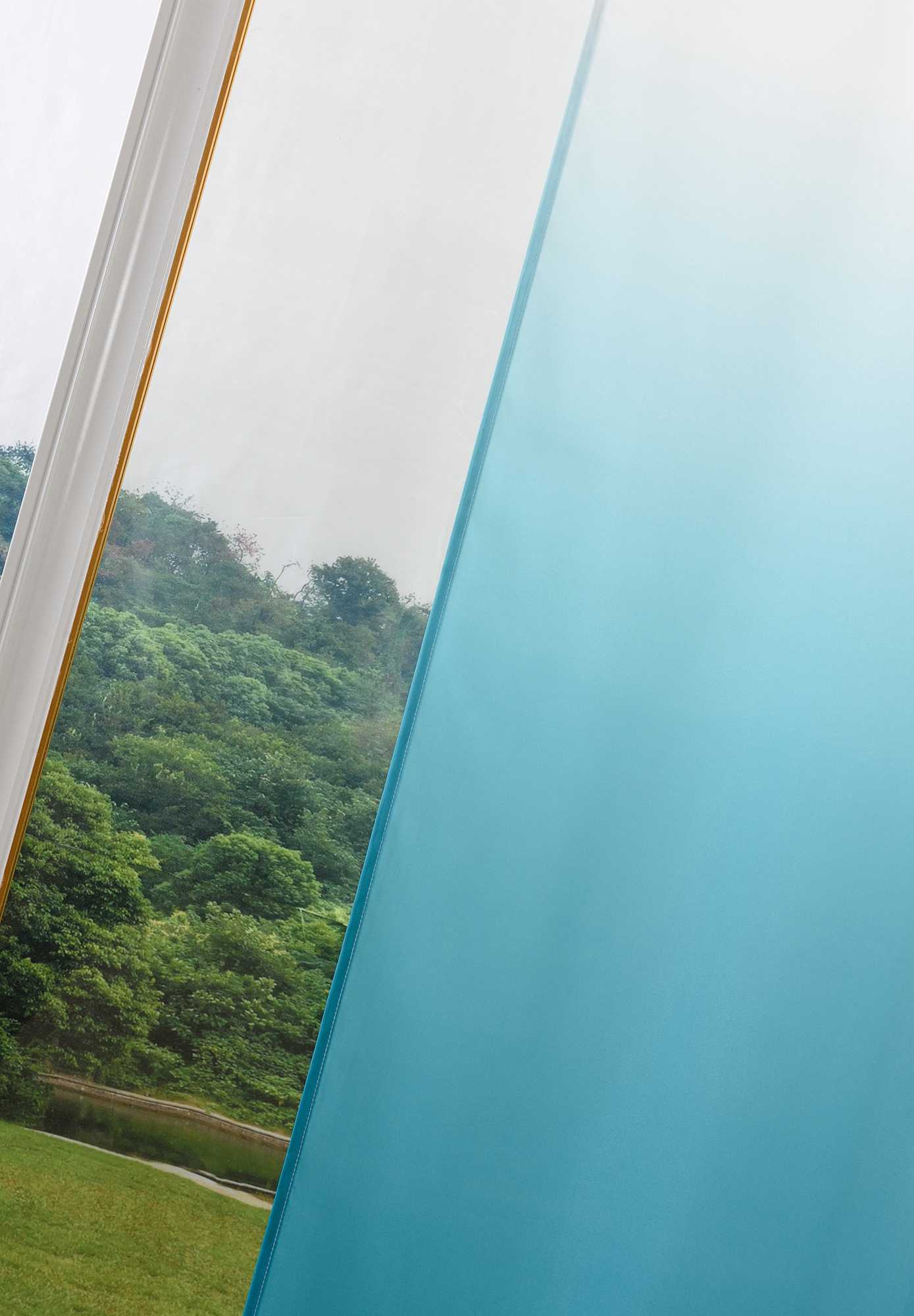 Schiebevorhang Flächenvorhang Blickdicht Farbverlauf Paneelwagen Beschwerungsstange Microsatin Microfaser 85425N Schiebegardine Schiebevorhang_Flachenvorhang_Blickdicht_Farbverlauf_Paneelwagen_Beschwerungsstange_Microsatin_Microfaser_85425N_-_Gardinenbox.de_-_-3690400 | Gardinenbox.de