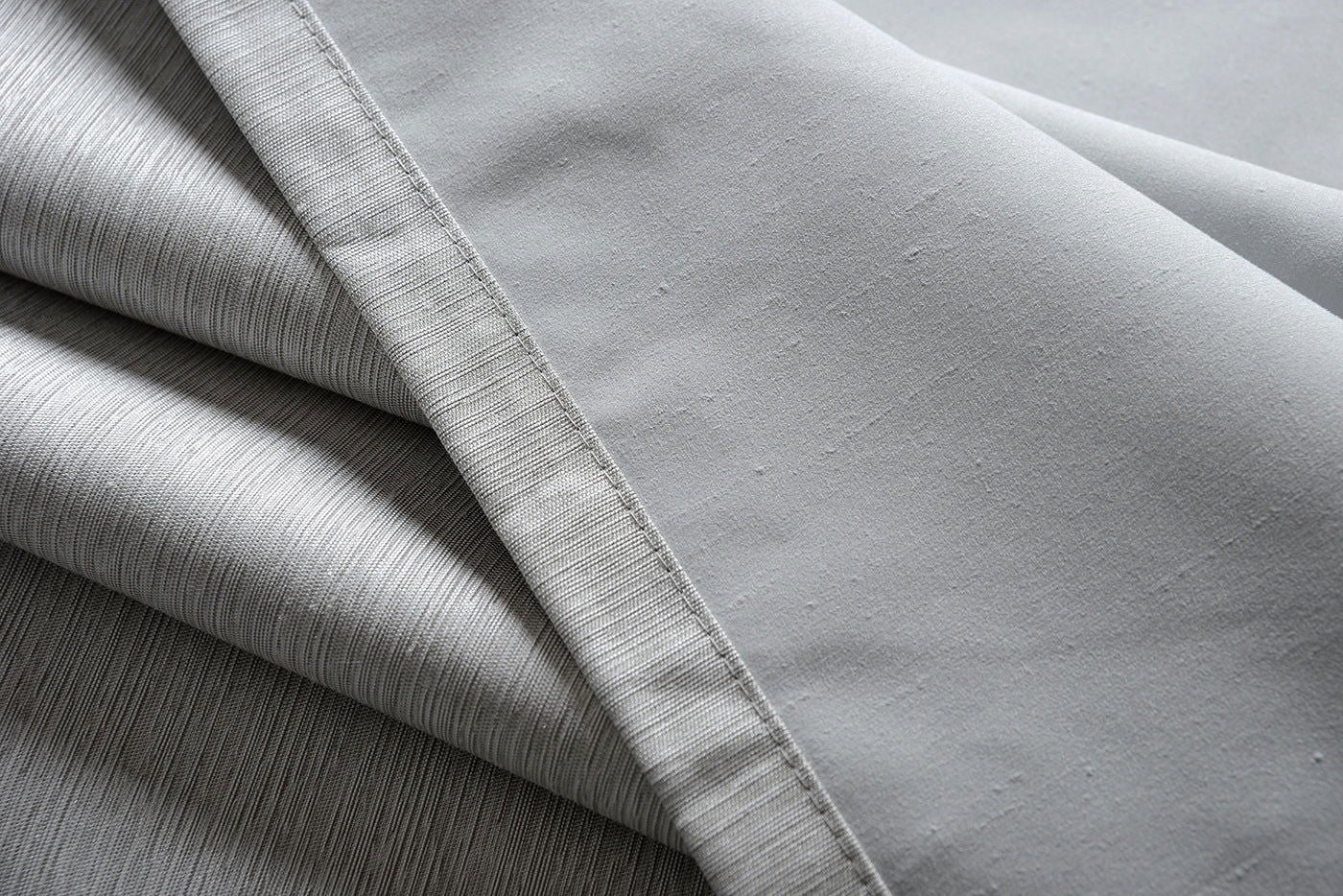 Thermo Jacquard Vorhang Oslo verdeckte Schlaufen Polar Fleece Verdunkelung Schutzabweisend (Höhe x Breite in cm) 20460 Vorhang Thermo_Jacquard_Vorhang_Oslo_verdeckte_Schlaufen_Polar_Fleece_Verdunkelung_Schutzabweisend_Hohe_x_Breite_in_cm_20460_-_Gardinenbox.de_-_-3691778 | Gardinenbox.de