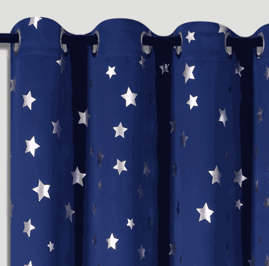 Verdunkelung Vorhang Star Ösen blickdicht Black-out mit silbernen Sternen 20650 Vorhang Set Verdunkelung_Vorhang_Star_Osen_blickdicht_Black-out_mit_silbernen_Sternen_20650_-_Gardinenbox.de_-_-3692927 | Gardinenbox.de