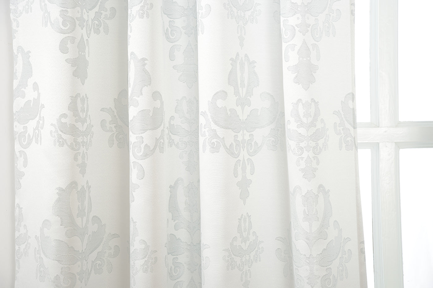 Vorhang Jacquard Deko Gardine verdeckte Schlaufen Barock Lurex Garn glänzend lichtdruchlässig (Höhe x Breite cm) 20455 Vorhang Vorhang_Jacquard_Deko_Gardine_verdeckte_Schlaufen_Barock_Lurex_Garn_glanzend_lichtdruchlassig_Hohe_x_Breite_cm_20455_-_Gardinenbox.de_-_-3694239 | Gardinenbox.de