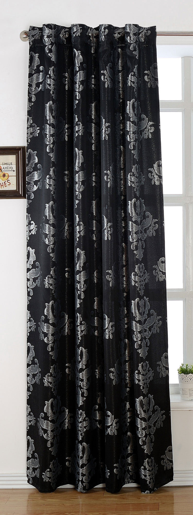 Vorhang Jacquard Deko Gardine verdeckte Schlaufen Barock Lurex Garn glänzend lichtdruchlässig (Höhe x Breite cm) 20455 Schwarz Silber Vorhang Vorhang_Jacquard_Deko_Gardine_verdeckte_Schlaufen_Barock_Lurex_Garn_glanzend_lichtdruchlassig_Hohe_x_Breite_cm_20455_-_Gardinenbox.de_-_-3694326 | Gardinenbox.de
