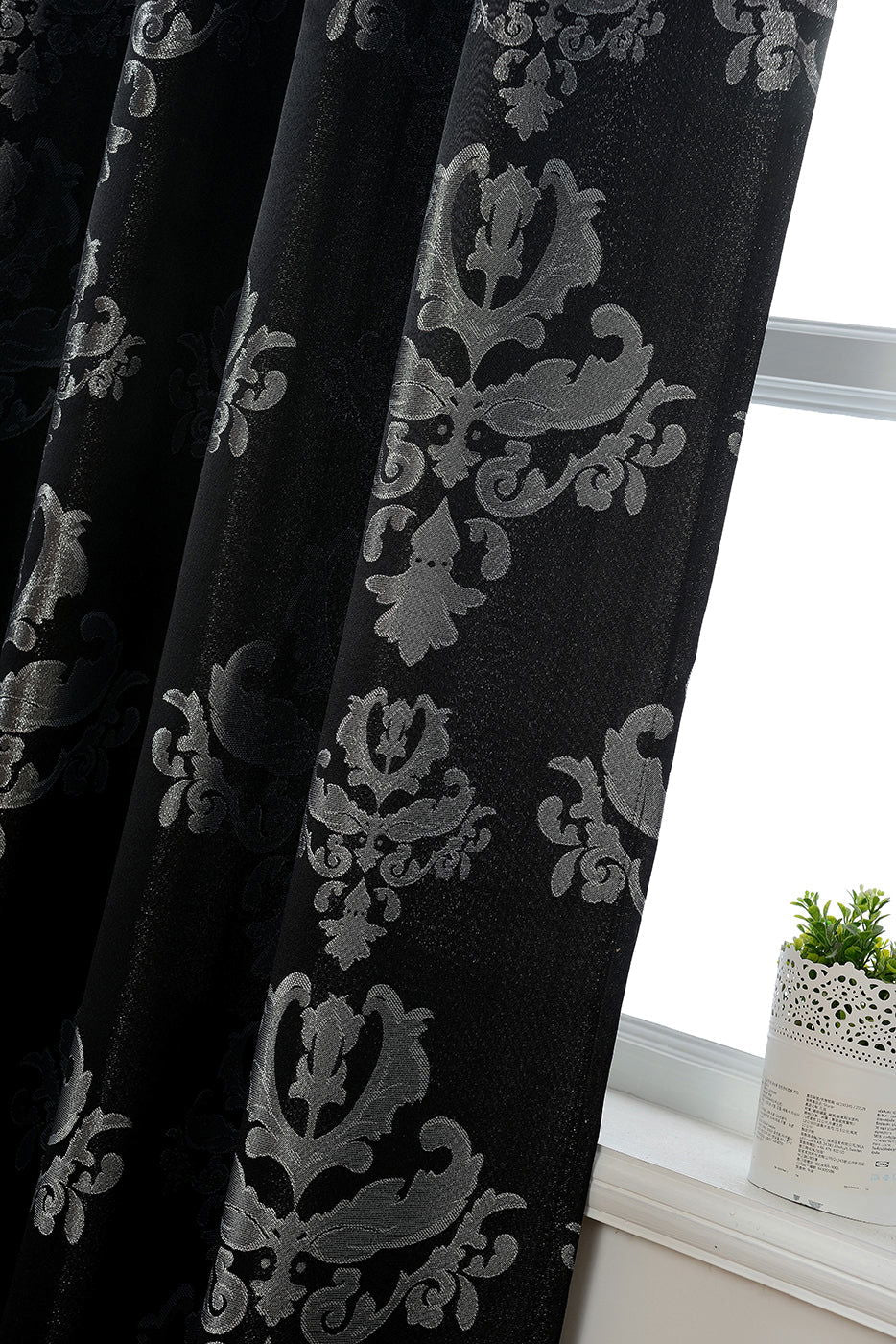 Vorhang Jacquard Deko Gardine verdeckte Schlaufen Barock Lurex Garn glänzend lichtdruchlässig (Höhe x Breite cm) 20455 Vorhang Vorhang_Jacquard_Deko_Gardine_verdeckte_Schlaufen_Barock_Lurex_Garn_glanzend_lichtdruchlassig_Hohe_x_Breite_cm_20455_-_Gardinenbox.de_-_-3694348 | Gardinenbox.de