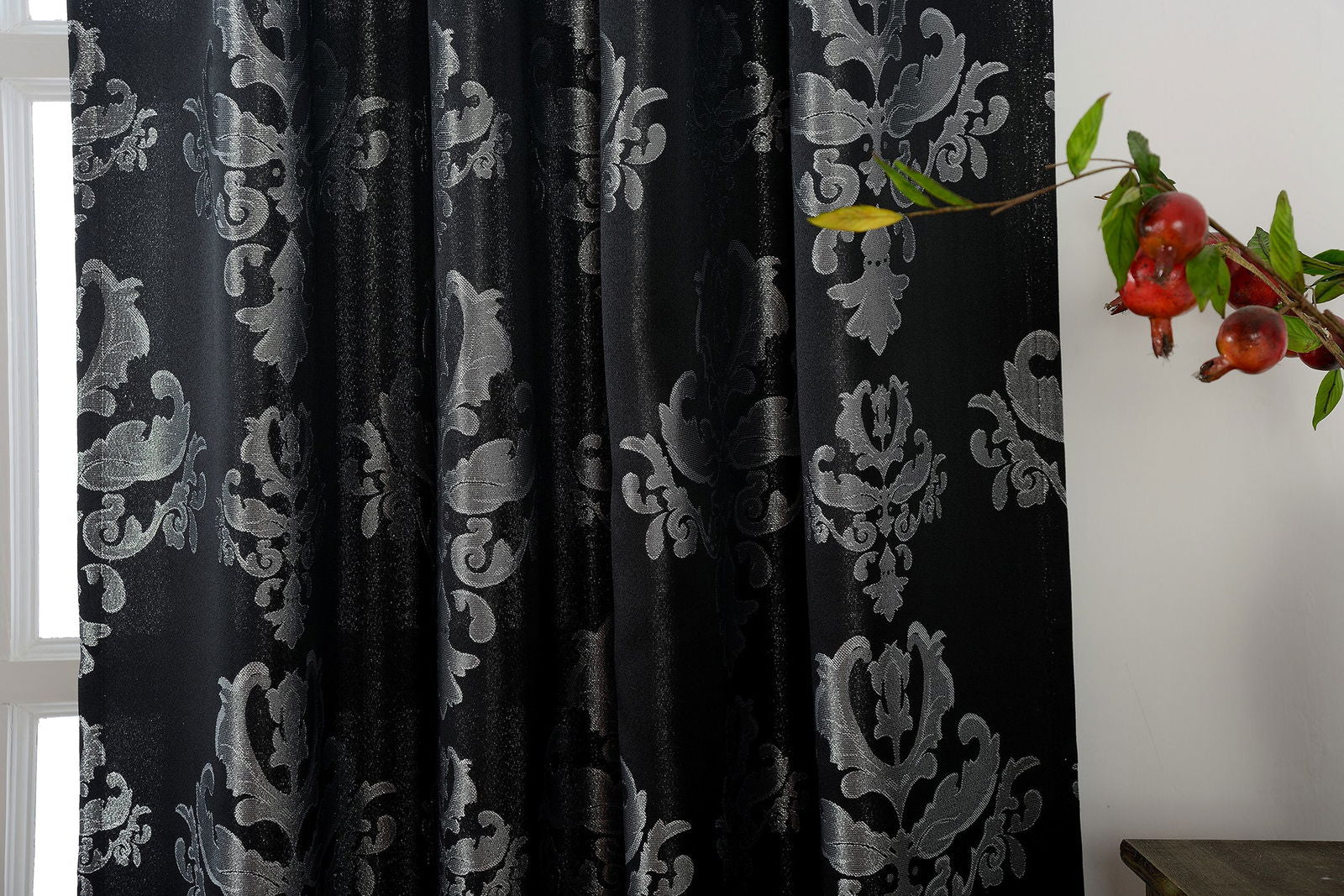 Vorhang Jacquard Deko Gardine verdeckte Schlaufen Barock Lurex Garn glänzend lichtdruchlässig (Höhe x Breite cm) 20455 Vorhang Vorhang_Jacquard_Deko_Gardine_verdeckte_Schlaufen_Barock_Lurex_Garn_glanzend_lichtdruchlassig_Hohe_x_Breite_cm_20455_-_Gardinenbox.de_-_-3694353 | Gardinenbox.de