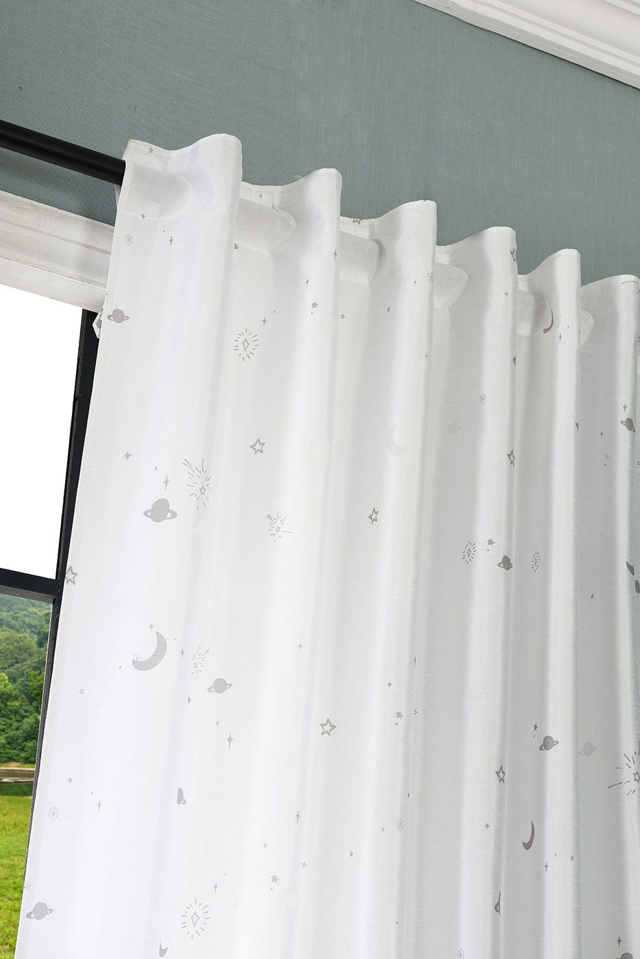 Vorhang Schal blickdicht Motiv Sterne Monde fluoreszierend leuchtend Kinder Kids Schlaufenband Universalband (Höhe x Breite cm) 20495 Vorhang Vorhang_Schal_blickdicht_Motiv_Sterne_Monde_fluoreszierend_leuchtend_Kinder_Kids_Schlaufenband_Universalband_Hohe_x_Breite_cm_20495_-_Gardinenbox.de_-_-3694875 | Gardinenbox.de