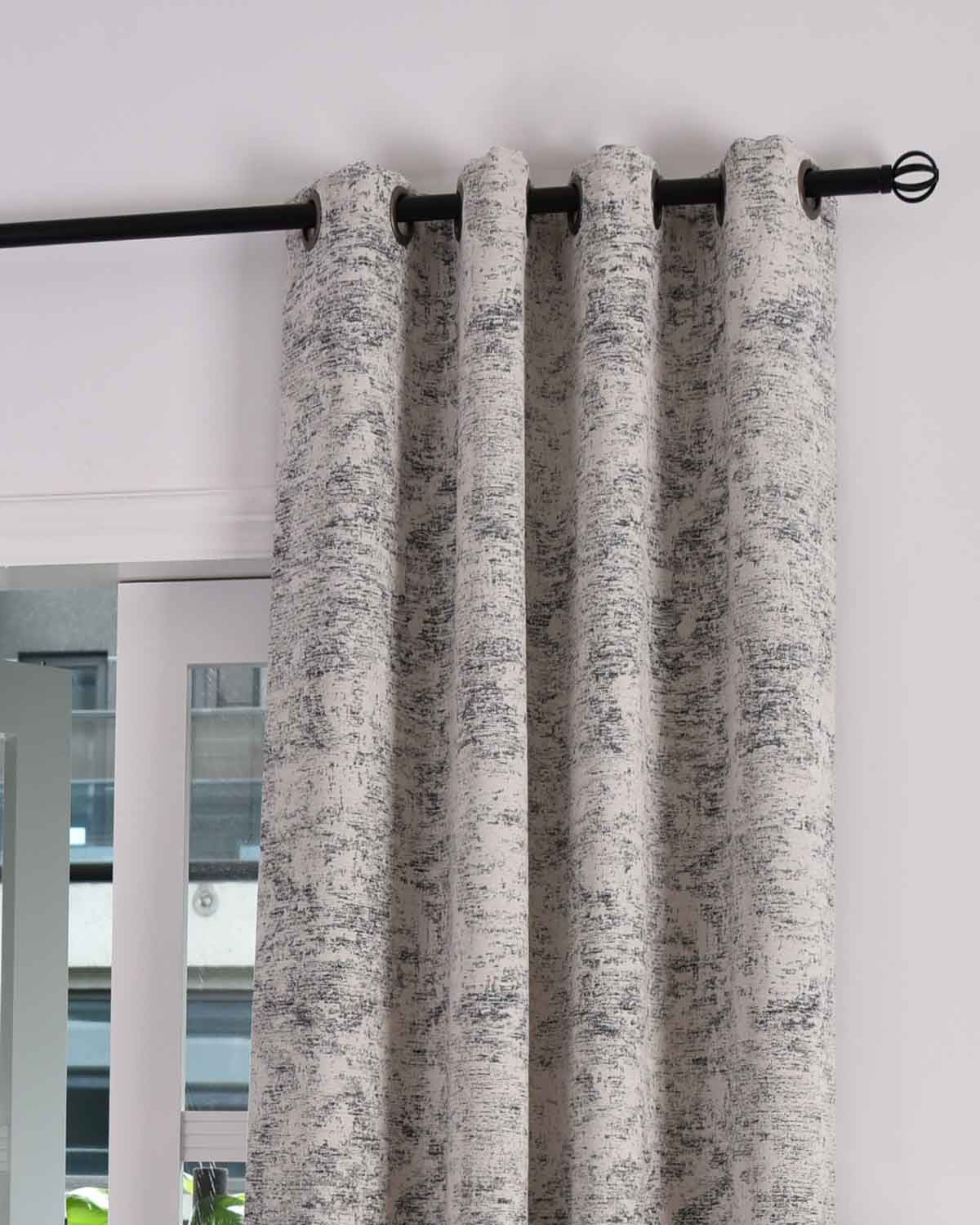 Vorhang Wendevorhang HxB 245x140 cm Creme Schwarz Jacquard-Muster »VENEDIG« Beidseitig Nutzbar Hell/Dunkel Kunststoffösen Flexibles Raumdesign 2023310 Vorhang Vorhang_Wendevorhang_HxB_245x140_cm_Creme_Schwarz_Jacquard-Muster_VENEDIG_Beidseitig_Nutzbar_Hell-Dunkel_Kunststoffosen_Flexibles_Raumdesign_2023310_-_Gardinenbox.de_-_-3695426 | Gardinenbox.de