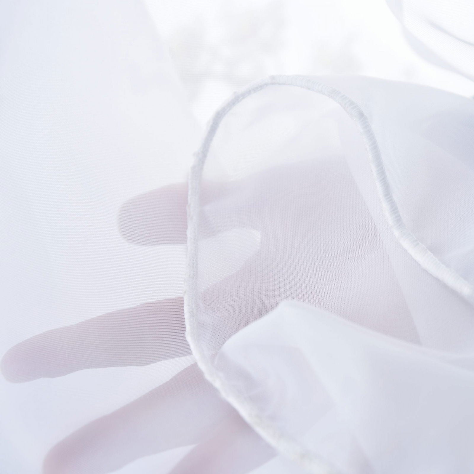 Weiße Voile Gardine dicht gewebt transparent Bleibandabschluss Tunneldurchzug 8 cm Gardinenband maschinenwaschbar verschiedene Größen 610011N Gardinenschal Weisse_Voile_Gardine_dicht_gewebt_transparent_Bleibandabschluss_Tunneldurchzug_8_cm_Gardinenband_maschinenwaschbar_verschiedene_Grossen_610011N_-_Gardinenbox.de_-_-3695787 | Gardinenbox.de