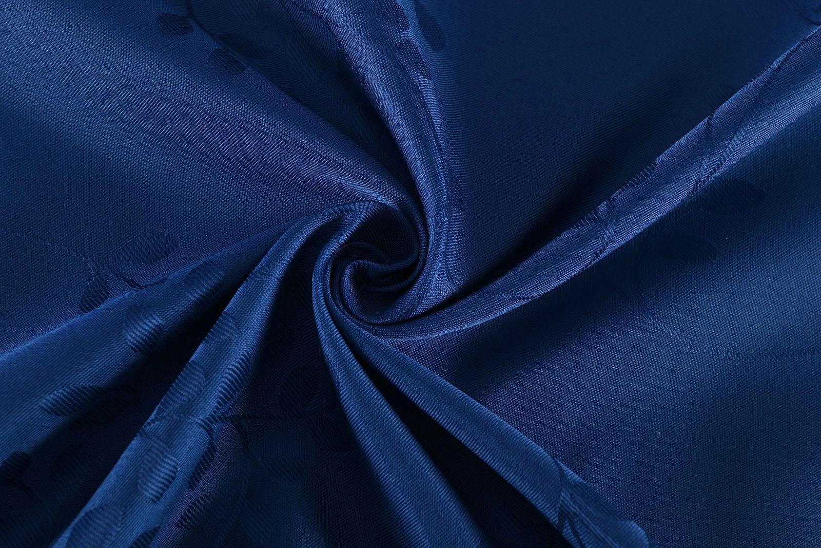 Yasmin Damast Gardinen Set, 5 Teile, eingenähtes Kräuselband bewährte Jacquard Qualität, blickdicht 20107 Vorhang Set Yasmin_Damast_Gardinen_Set_5_Teile_eingenahtes_Krauselband_bewahrte_Jacquard_Qualitat_blickdicht_20107_-_Gardinenbox.de_-_-3696055 | Gardinenbox.de